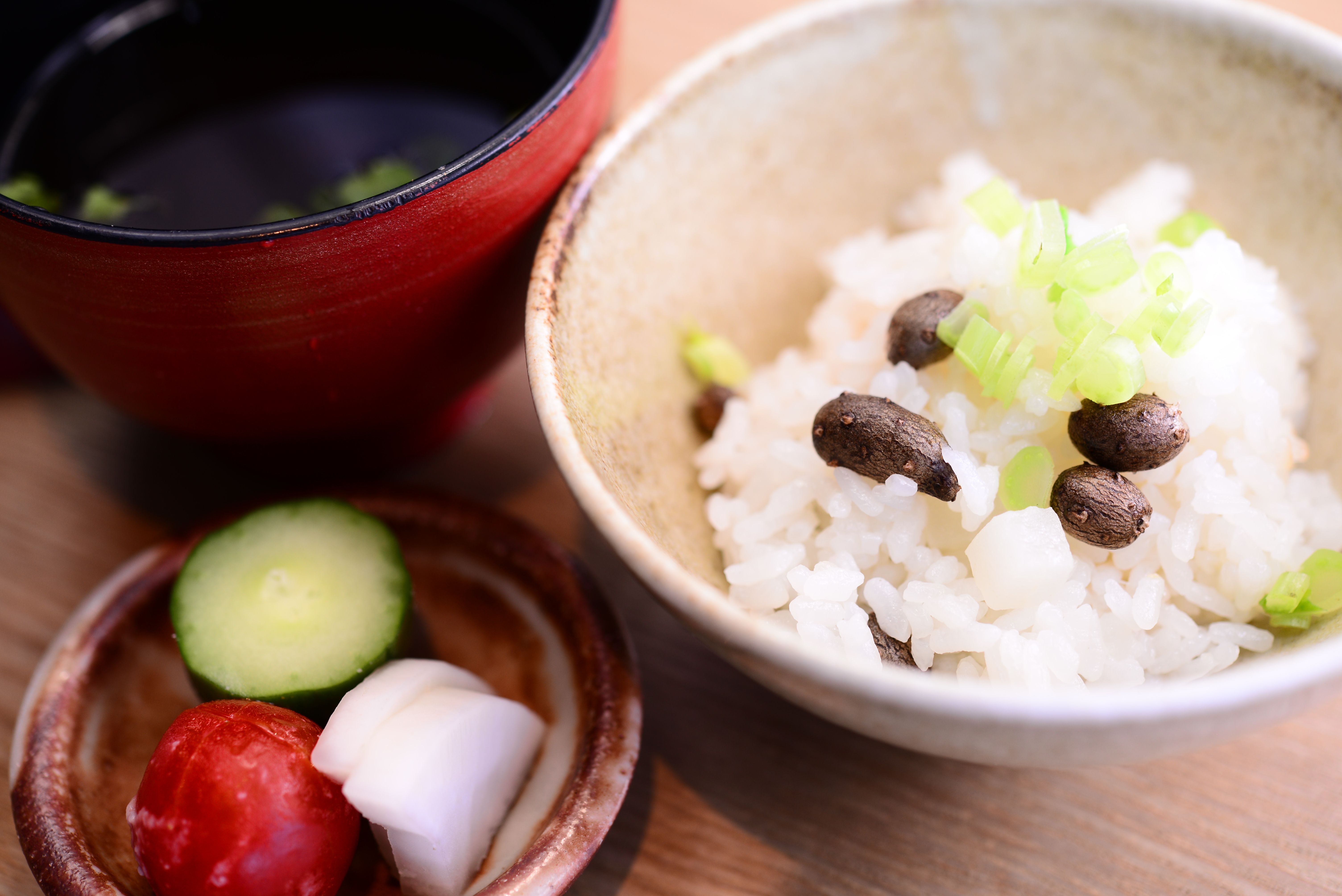 ～*北茨城契約農家・無農薬栽培こしひかりの大根御飯・自家製香の物・自家製味噌を使ったあおさ汁*～