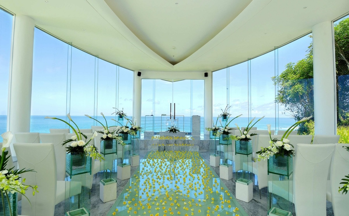 ウェディングチャペル「ワイワハ」