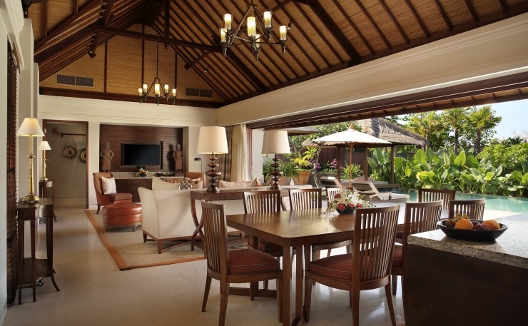 【2ベッドルーム プールヴィラ：895平米】リビングルーム一例