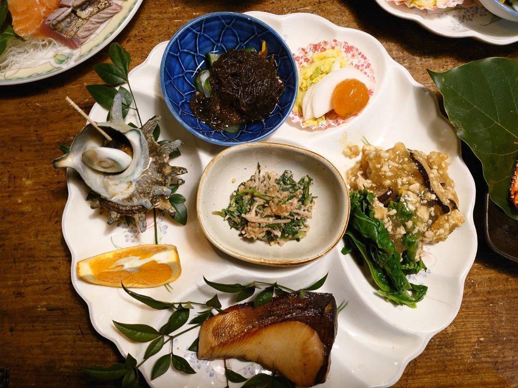 自家製無添加ベーコン牛肉焼＆地魚お刺身プラン★4名11000円〜☆無農薬野菜☆直前割