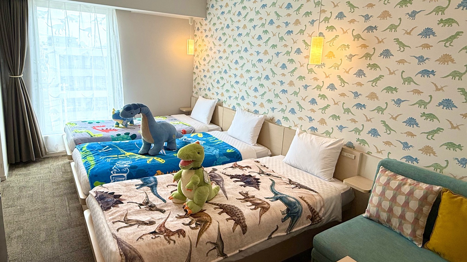 恐竜トリプルルーム