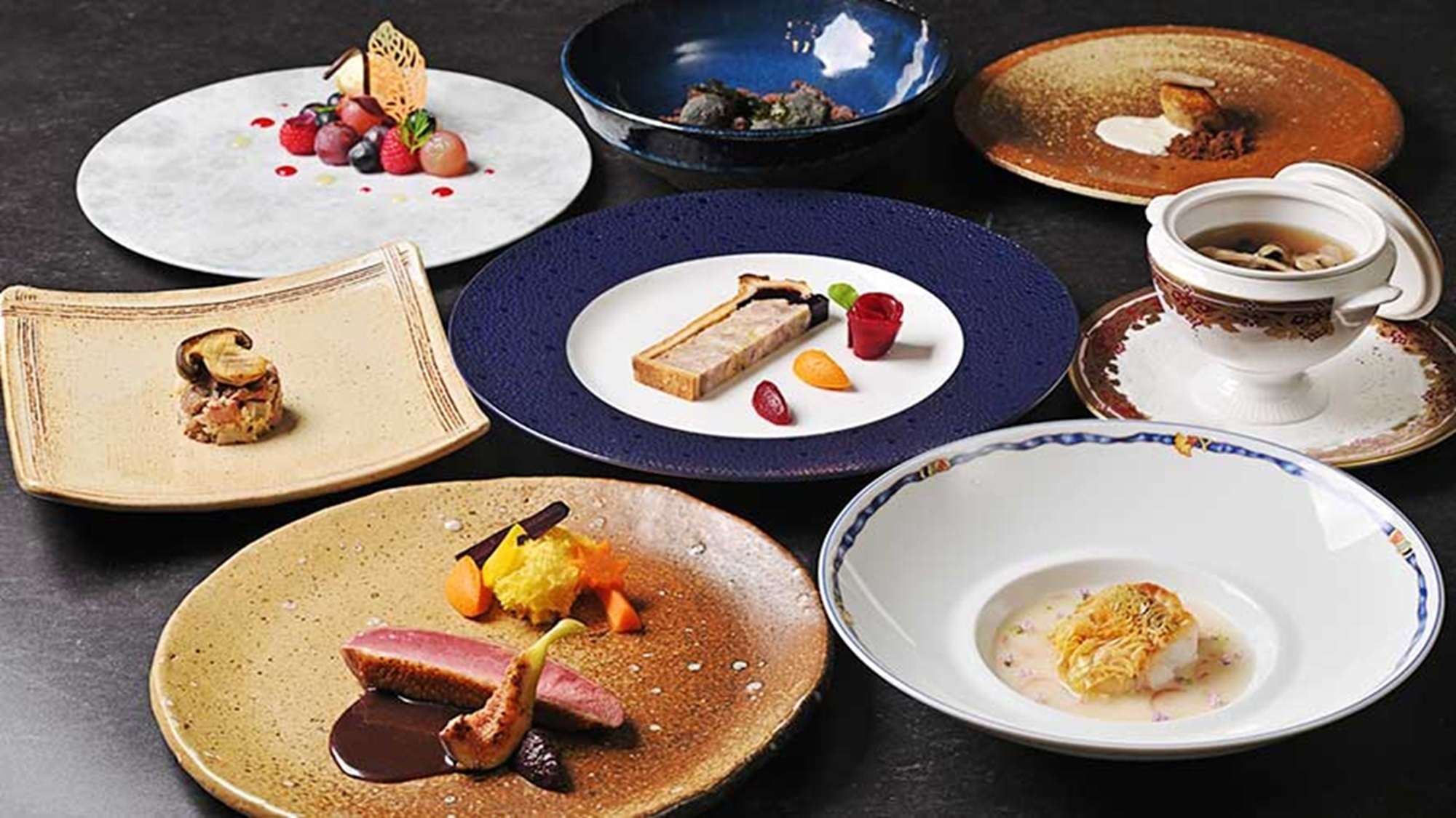 旬が引き立てる贅沢なひととき〜最上階レストランで堪能する秋のフランス料理ディナー（夕朝食付き）