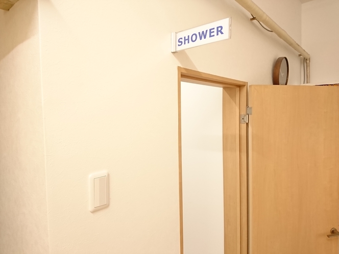 2階女性専用フロアシャワー室 入口表札