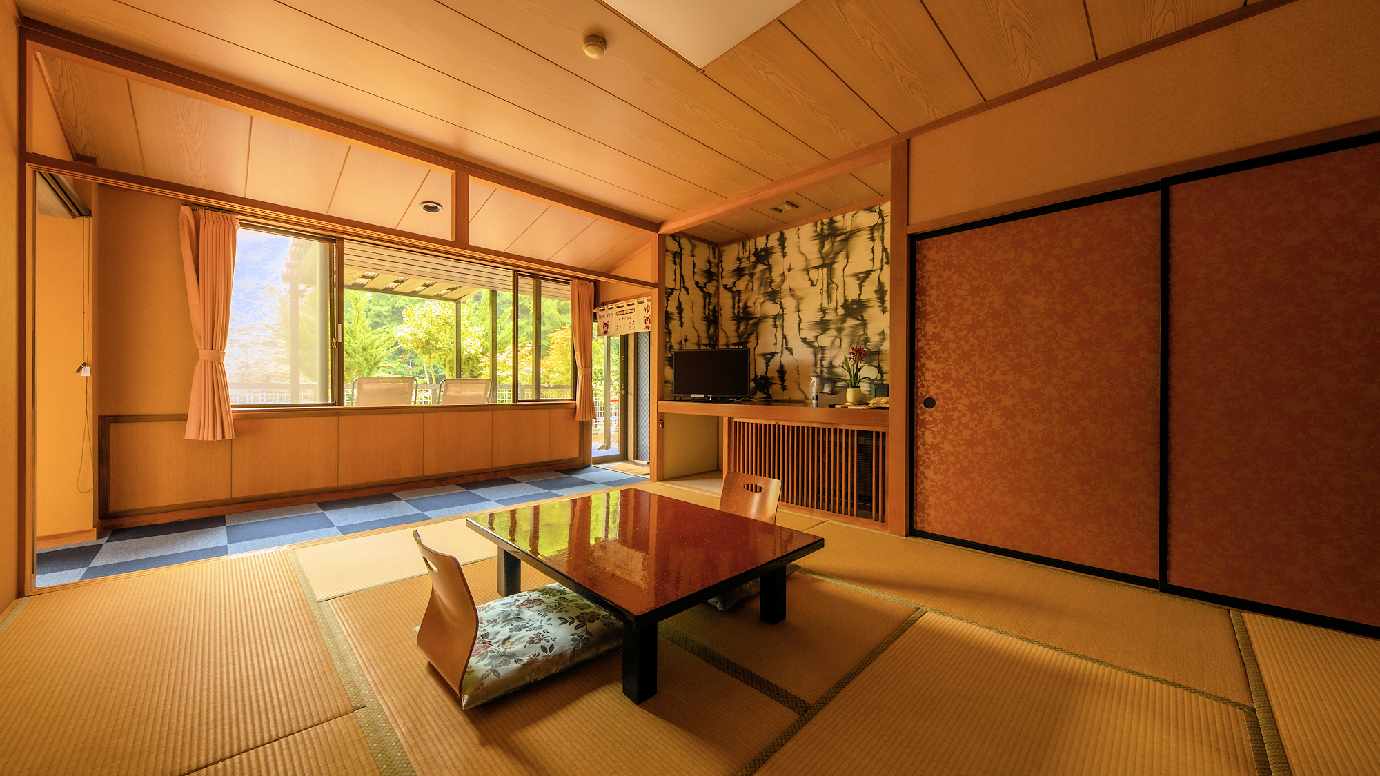 ■部屋■特別室/10畳和室＋ベッド/源泉掛流し風呂/屋外ドッグラン/禁煙