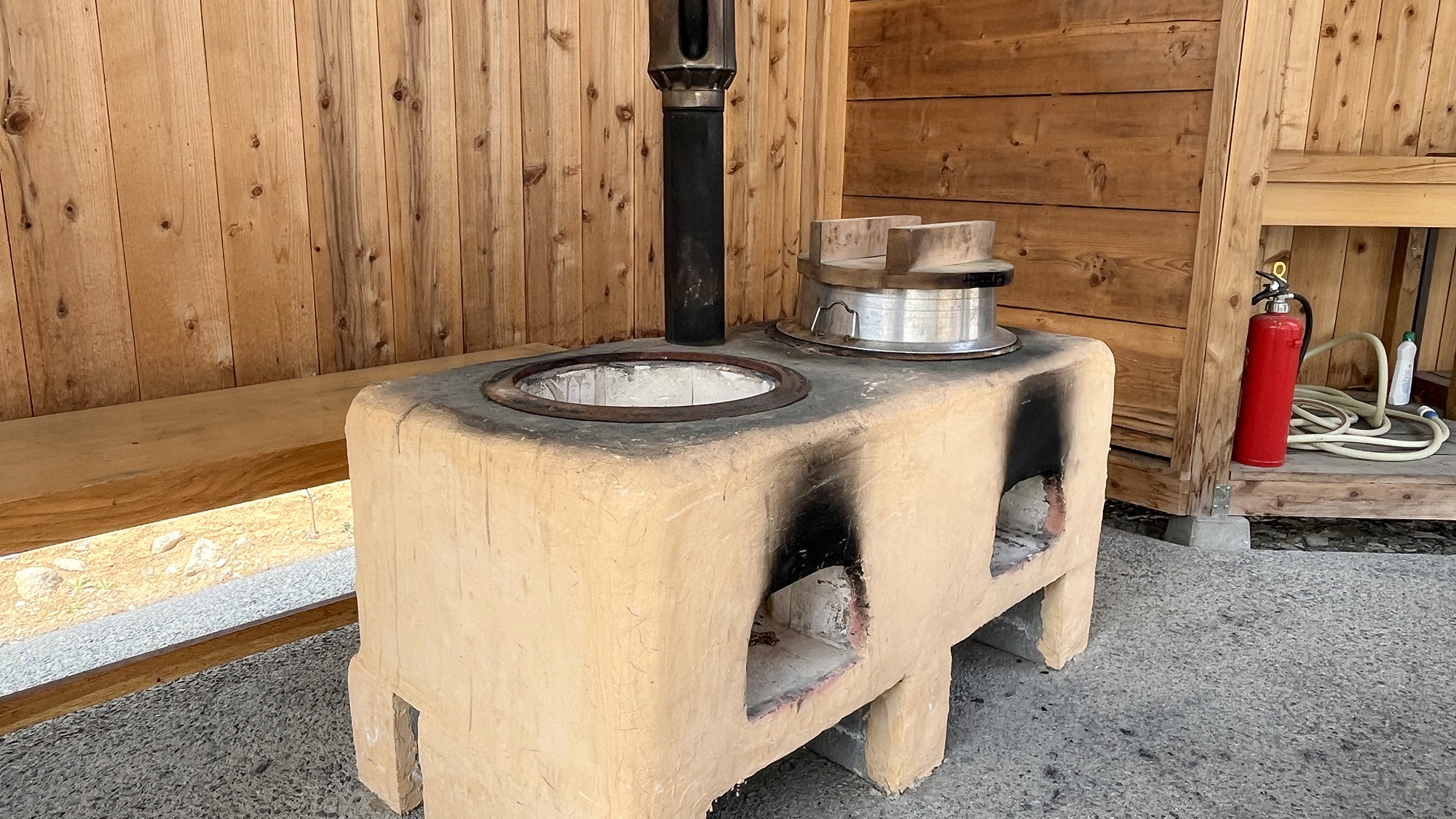 #響きのサウナグランピング　かまどの直火ならではの美味しさを。最高の炊き立てご飯を自分たちの手で。