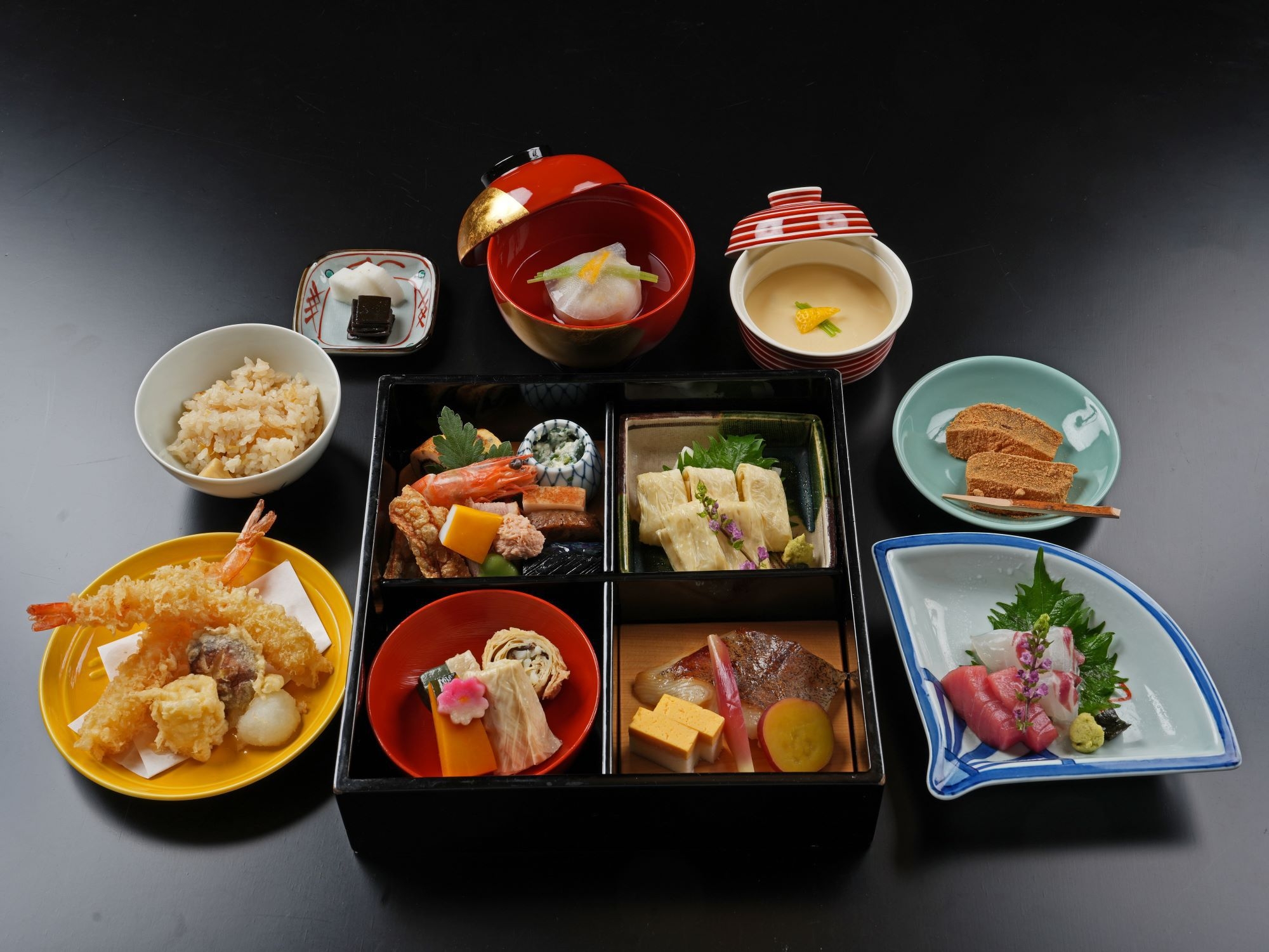 【1泊2食付き】老舗「田ごと」の松花堂弁当・「泉仙」仕出し朝食付き（禁煙/無料Wi-Fi/ペット可）