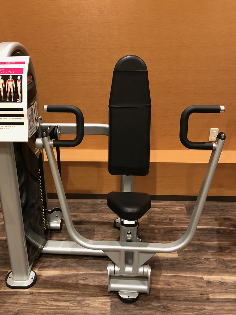 チェストプレス