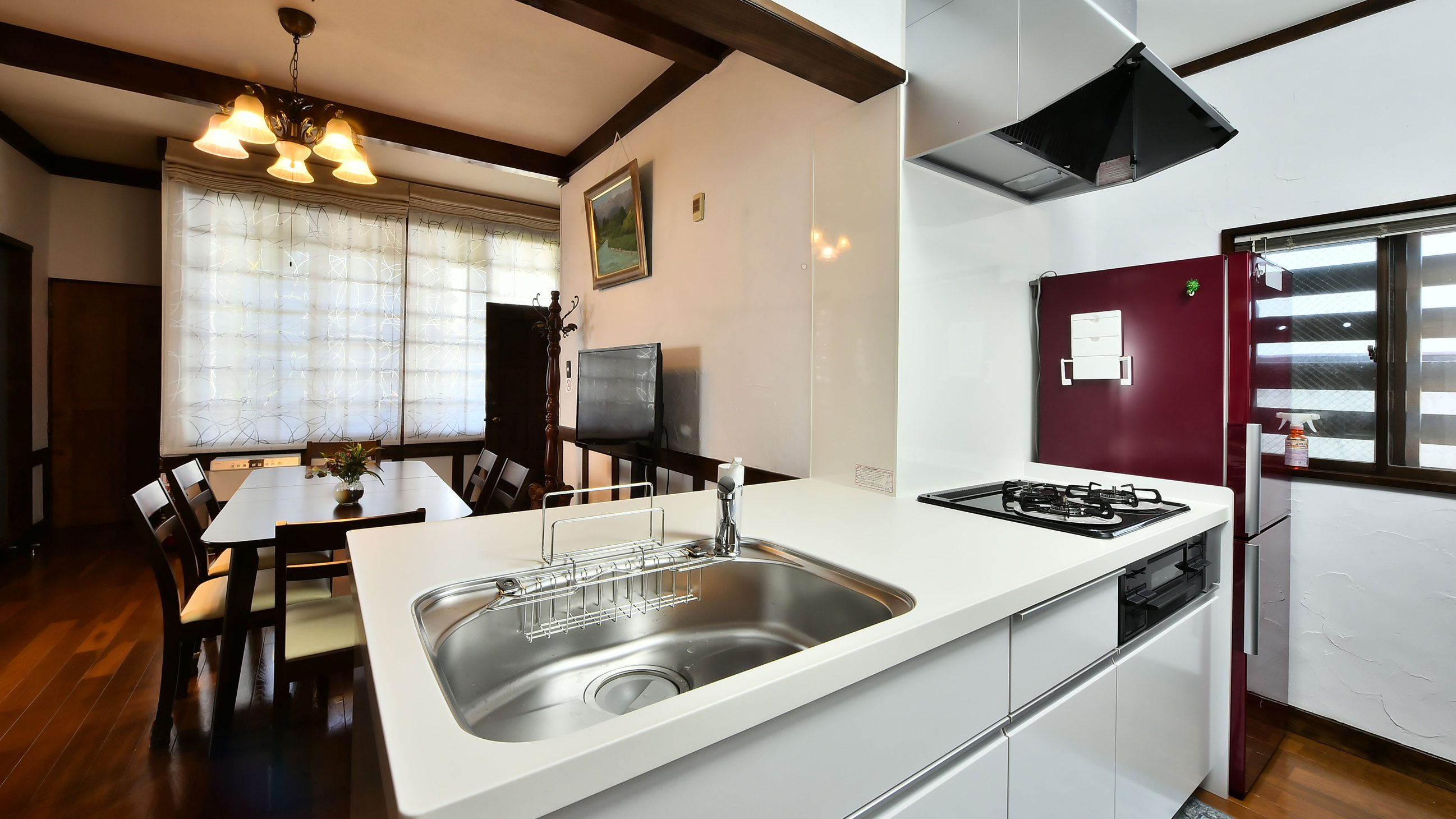 【森ハウス】キッチン＆ダイニングルーム＆バス・トイレ付の森ハウスへようこそ【素泊まり】