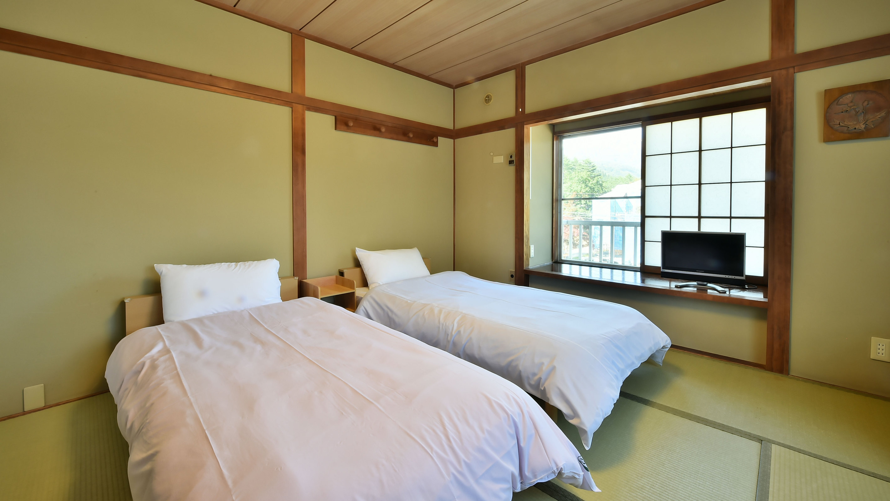 【ペンション東山白馬】和洋室