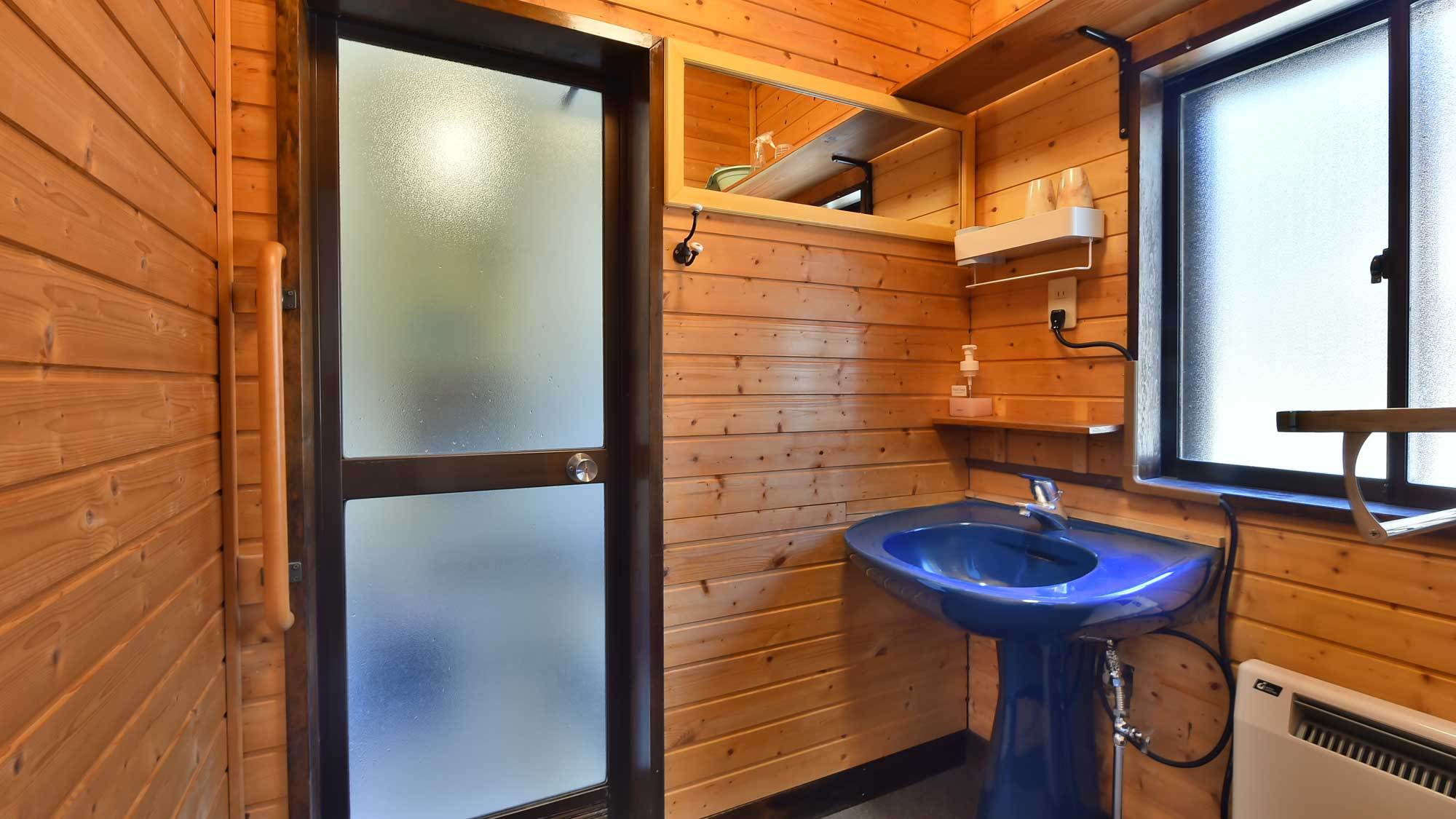 【森ハウス】キッチン＆ダイニングルーム＆バス・トイレ付の森ハウスへようこそ【素泊まり】