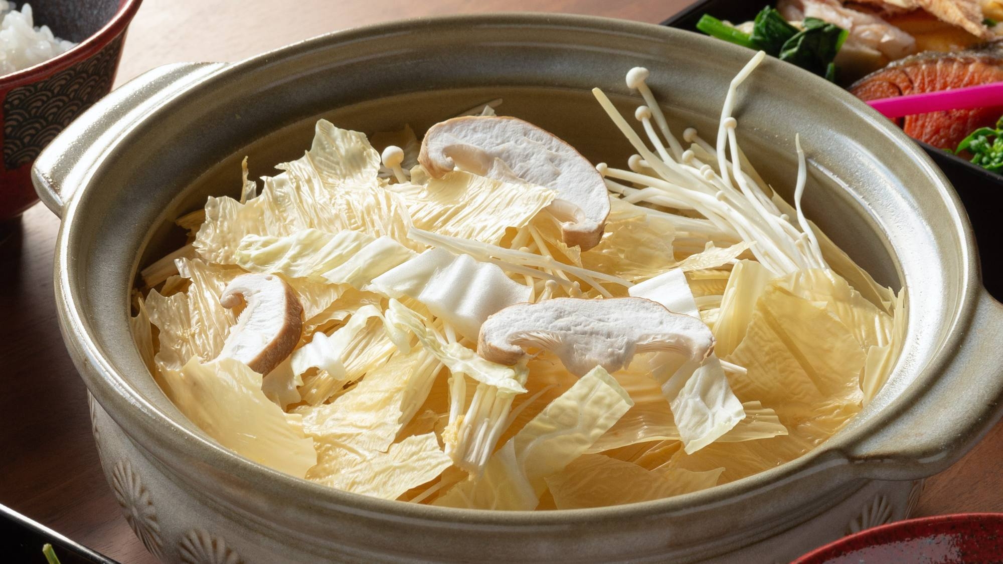 【ムスリムフレンドリーサービス】1泊2食★夕食はハラール阿波牛を使うすき焼き、朝食は特製ハラール湯葉