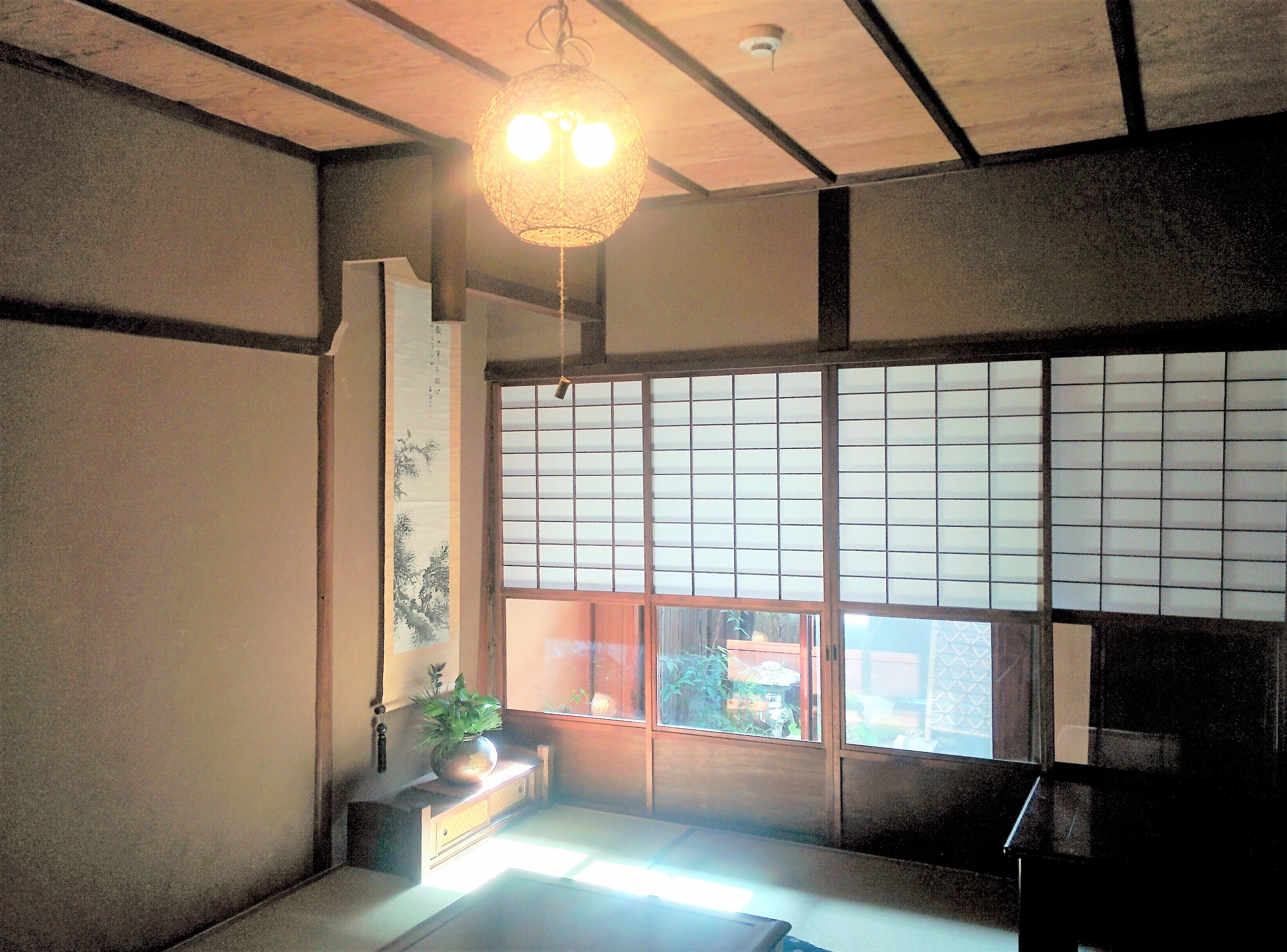 居間　昭和初期の雰囲気が残っています
