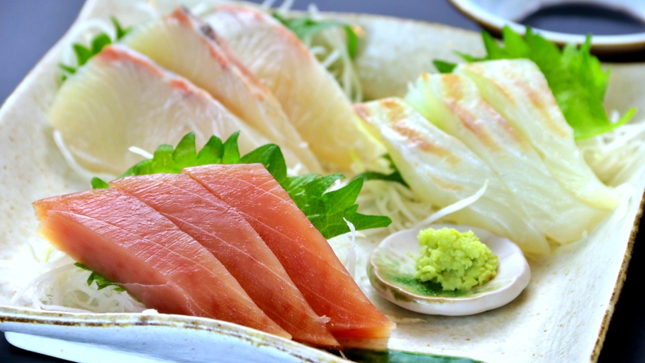 【1泊2食】とろけるオリーブ牛×旬魚のお刺身　贅沢グレードアップコース