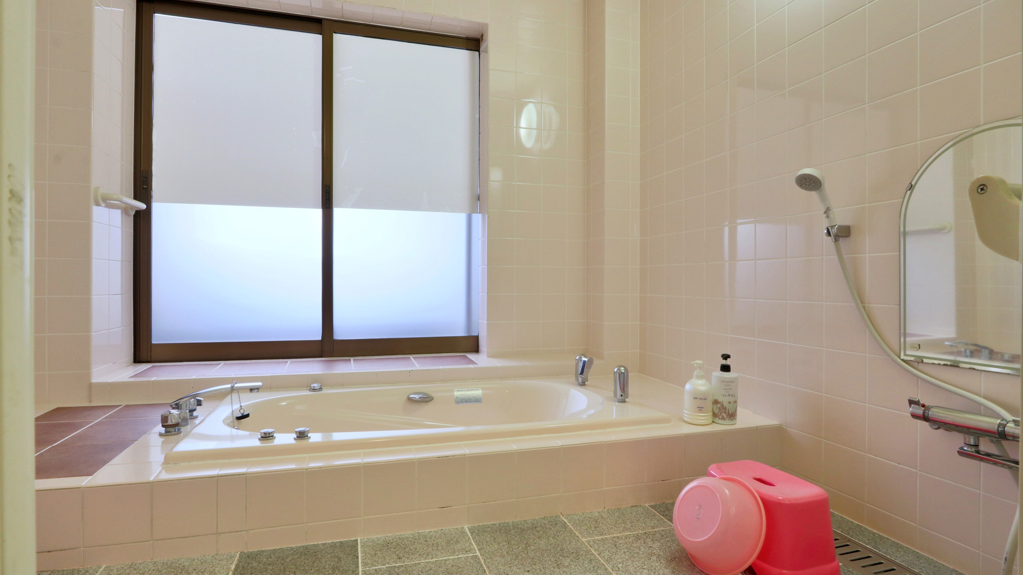 特別室－Suite Room－　安戸池が一望できるファミリータイプ