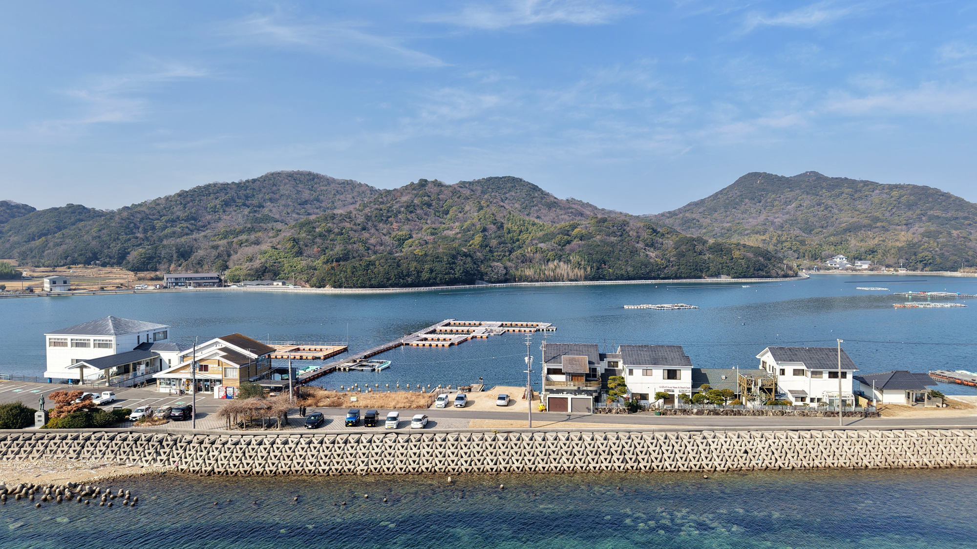 安戸池と瀬戸内に浮かぶ宿