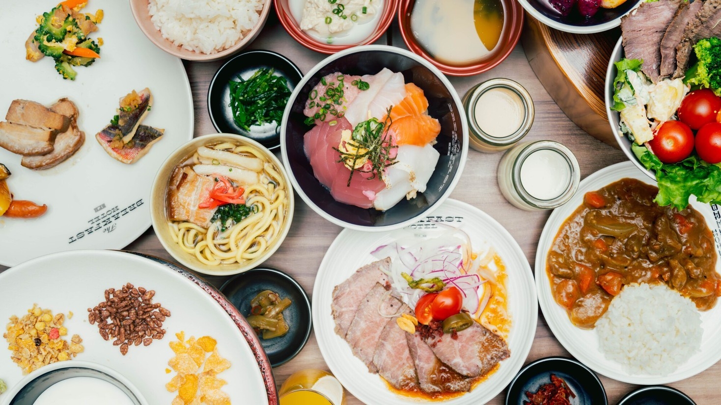 【2連泊以上deお得】朝から感動！A5石垣牛ローストビーフと海鮮丼♪【2名〜】（朝食付）