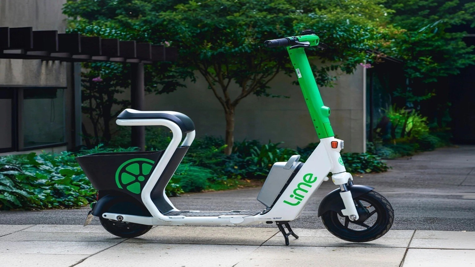 電動キックボード「Lime」