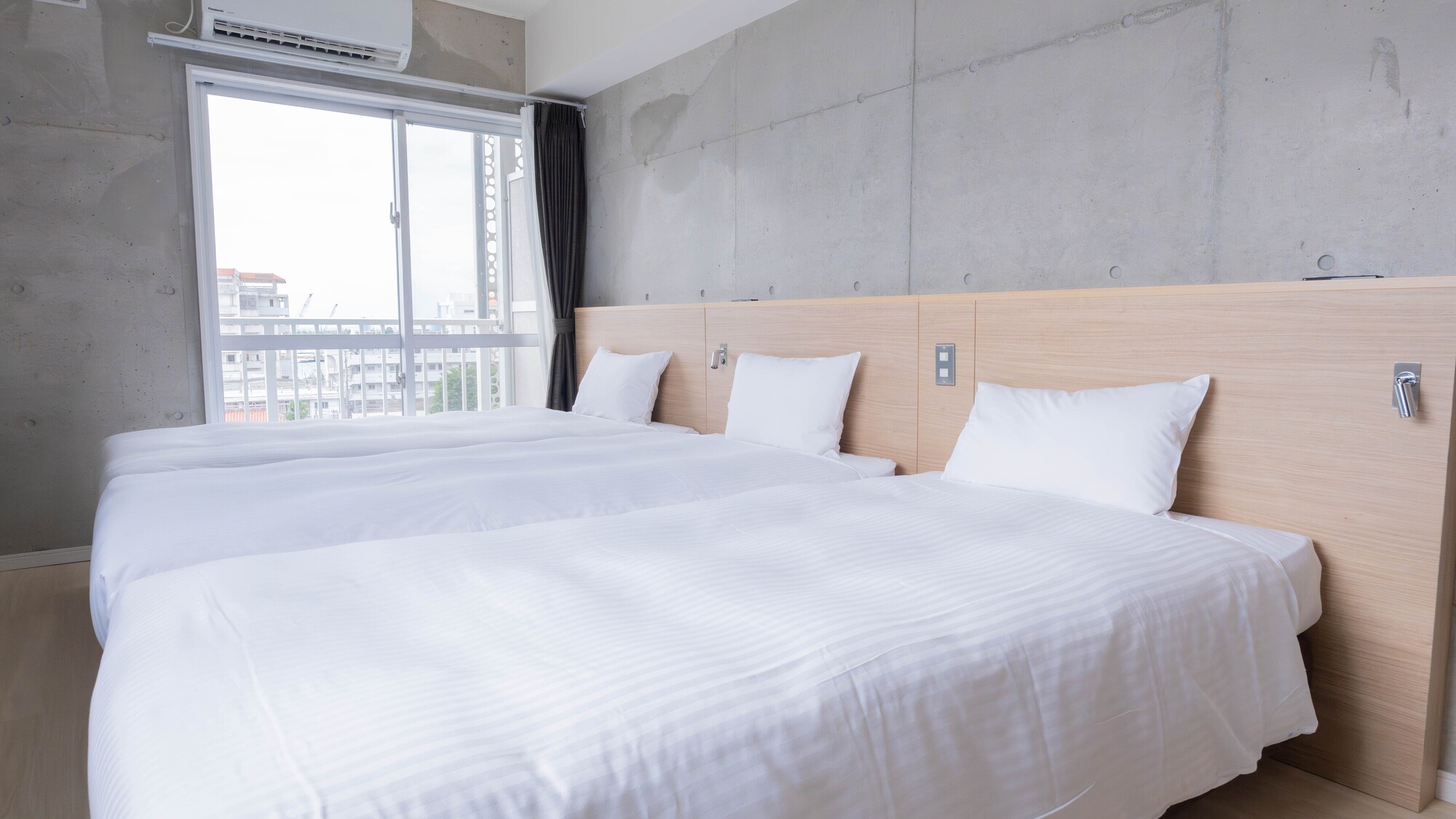 無機質なコンクリートが洗練された空間を演出