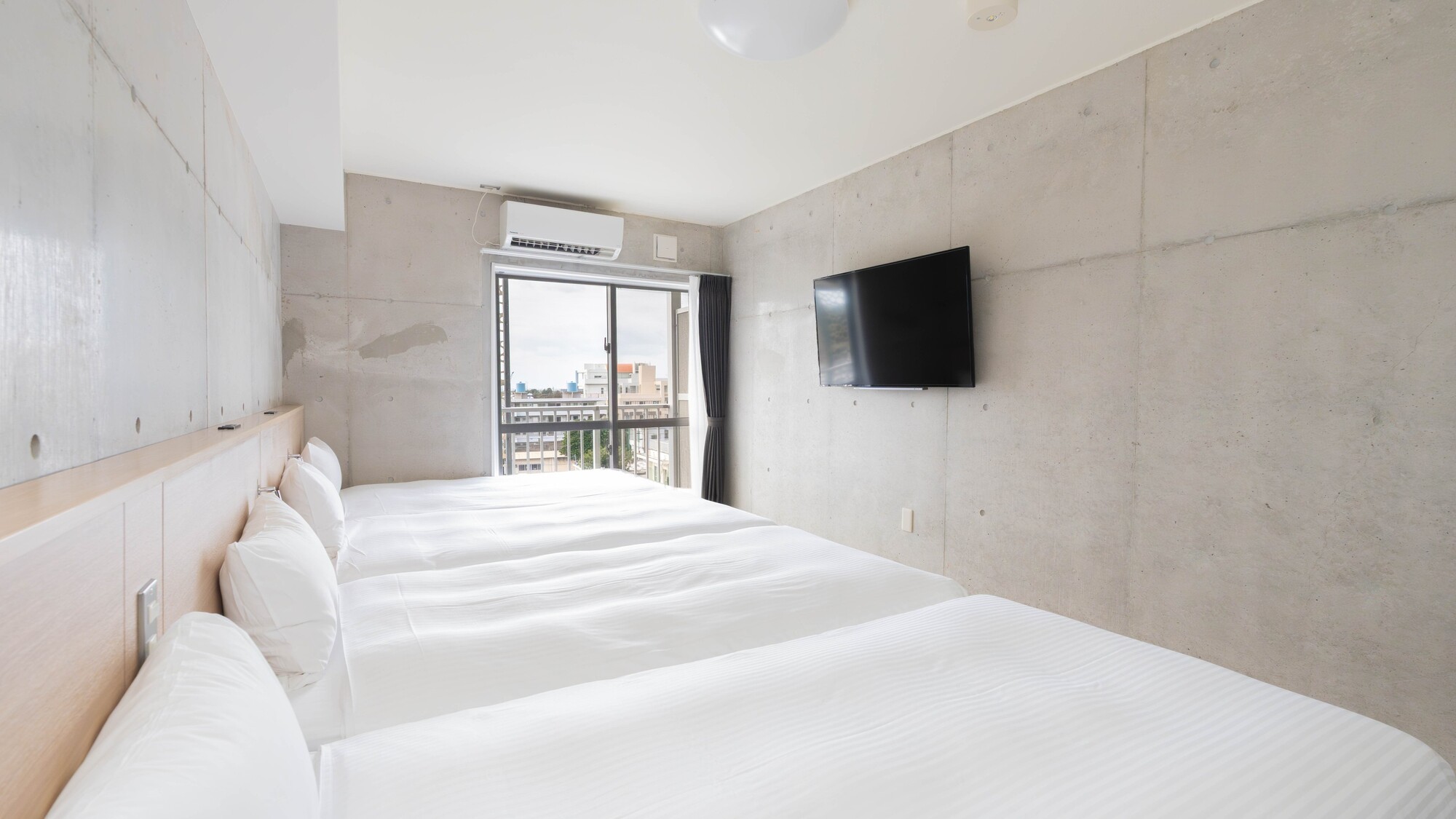 ご家族やグループでのご旅行でも同じ空間でお寛ぎいただけます