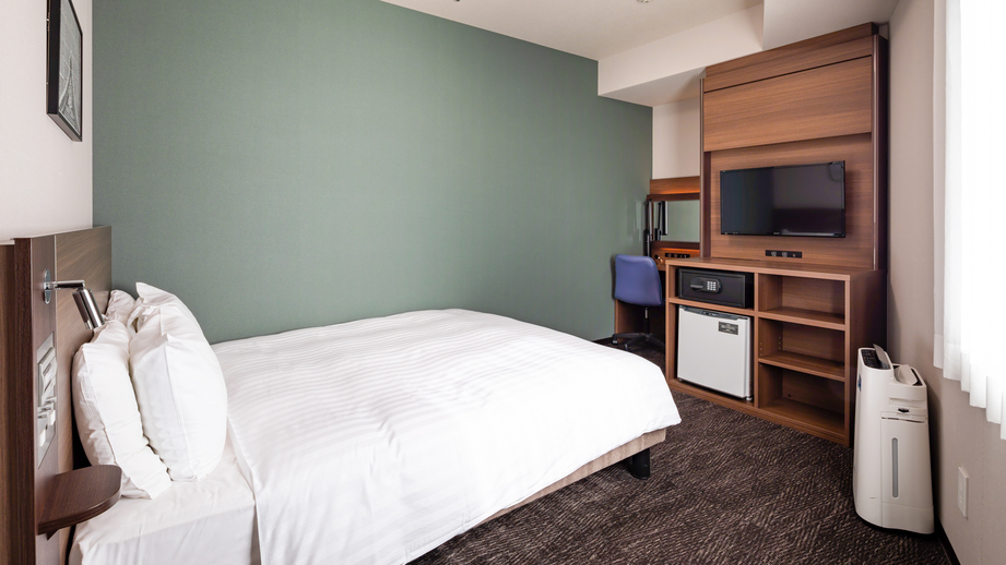 【1ベッドルーム】クイーンエコノミー1◆ベッド幅164cm◆広さ18～21平米