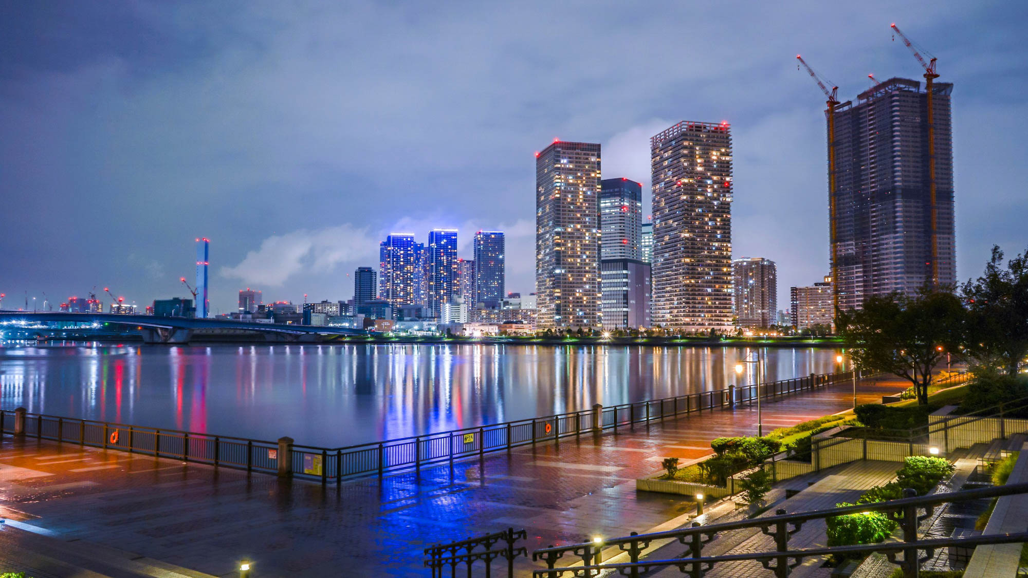 豊洲（東京メトロ日比谷線 小伝馬町駅まで徒歩約10分、小伝馬町駅より豊洲駅まで約20分）