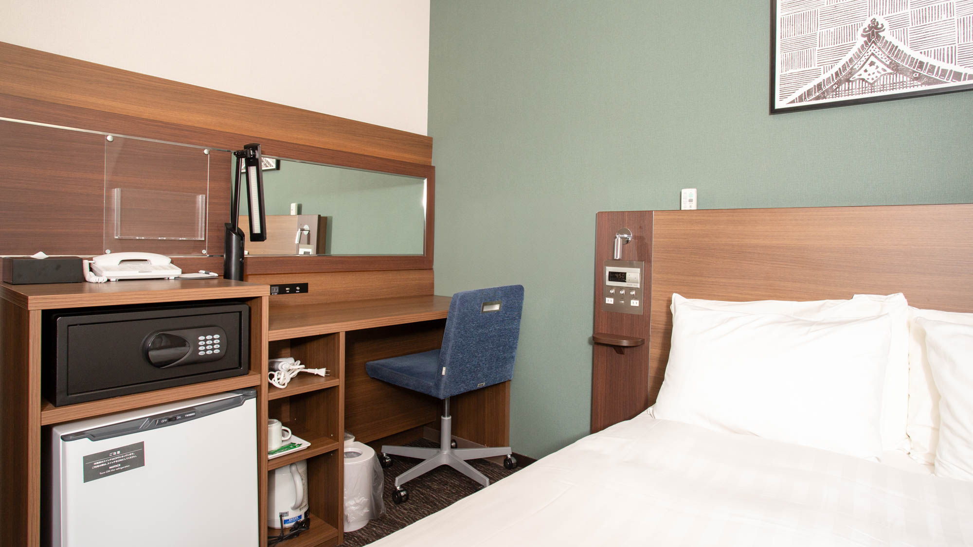 【ダブルスタンダード】客室の一例