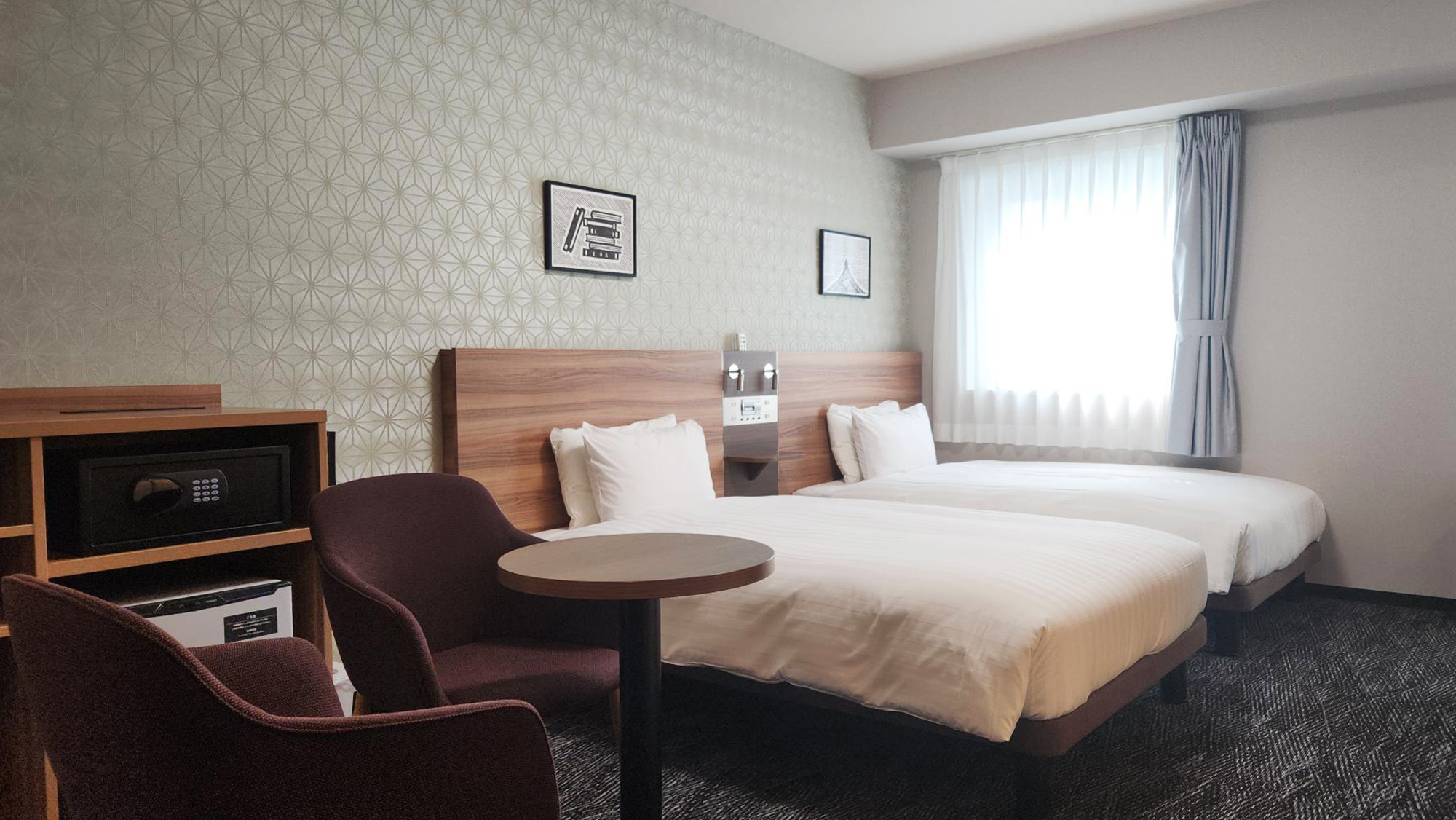 【2ベッドルーム】ユニバーサルルーム◆ベッド幅123cm&times;2台◆広さ28平米