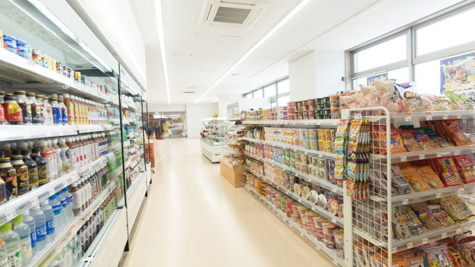 コンビニ（ほっくる内）営業時間：7:00～20:00