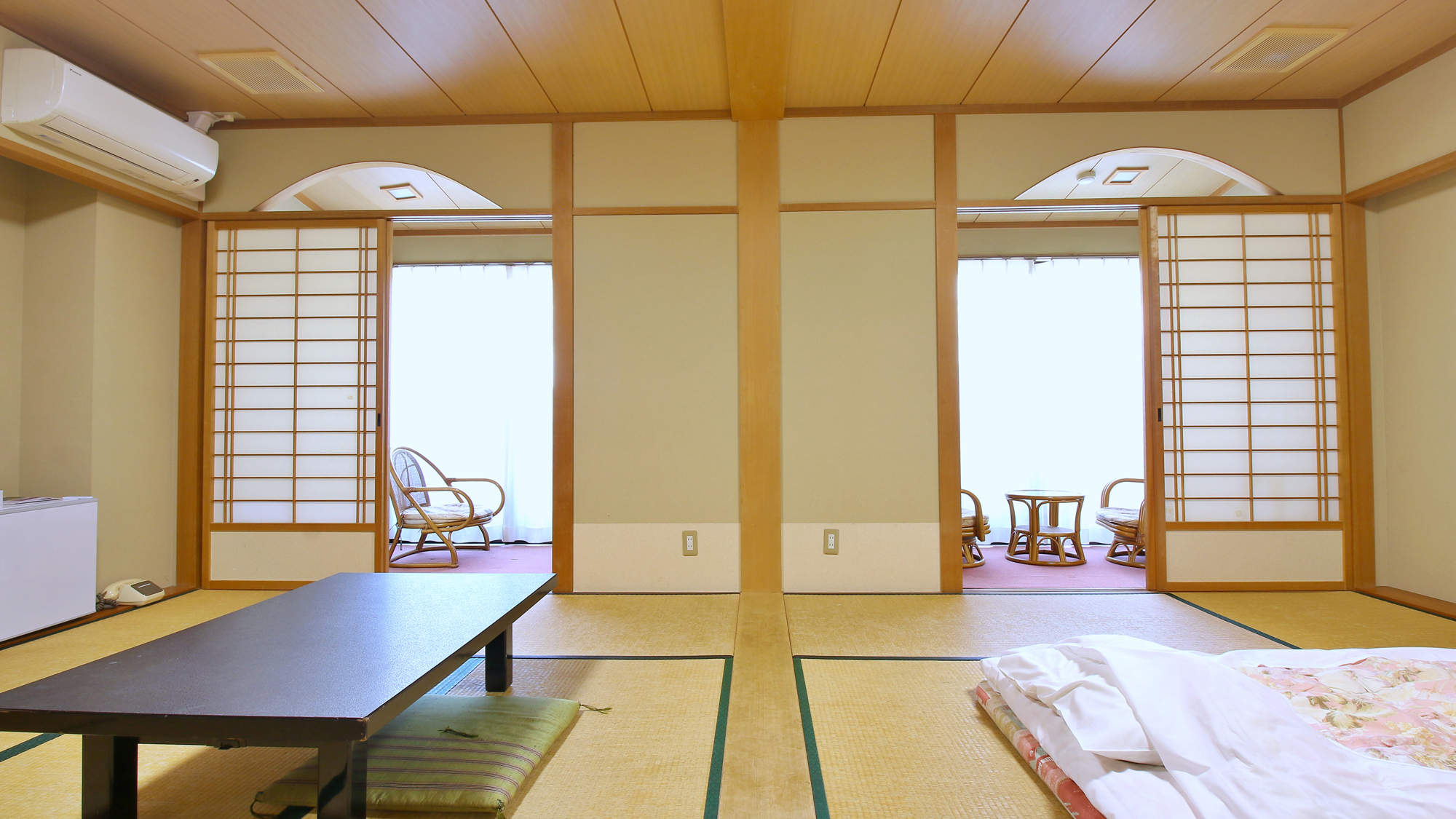 【12畳和室（トイレ付）】【12畳和室（トイレ付）】