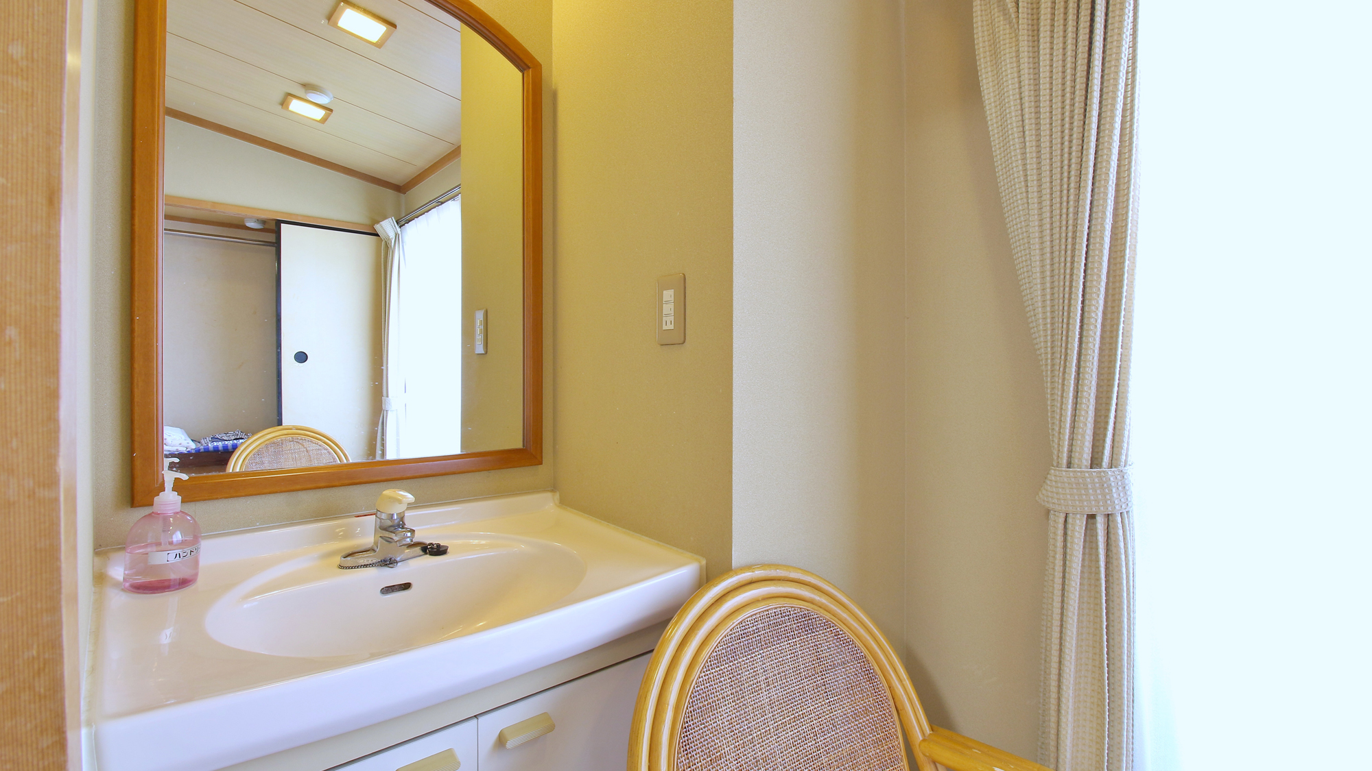 【12畳和室（トイレ付）】