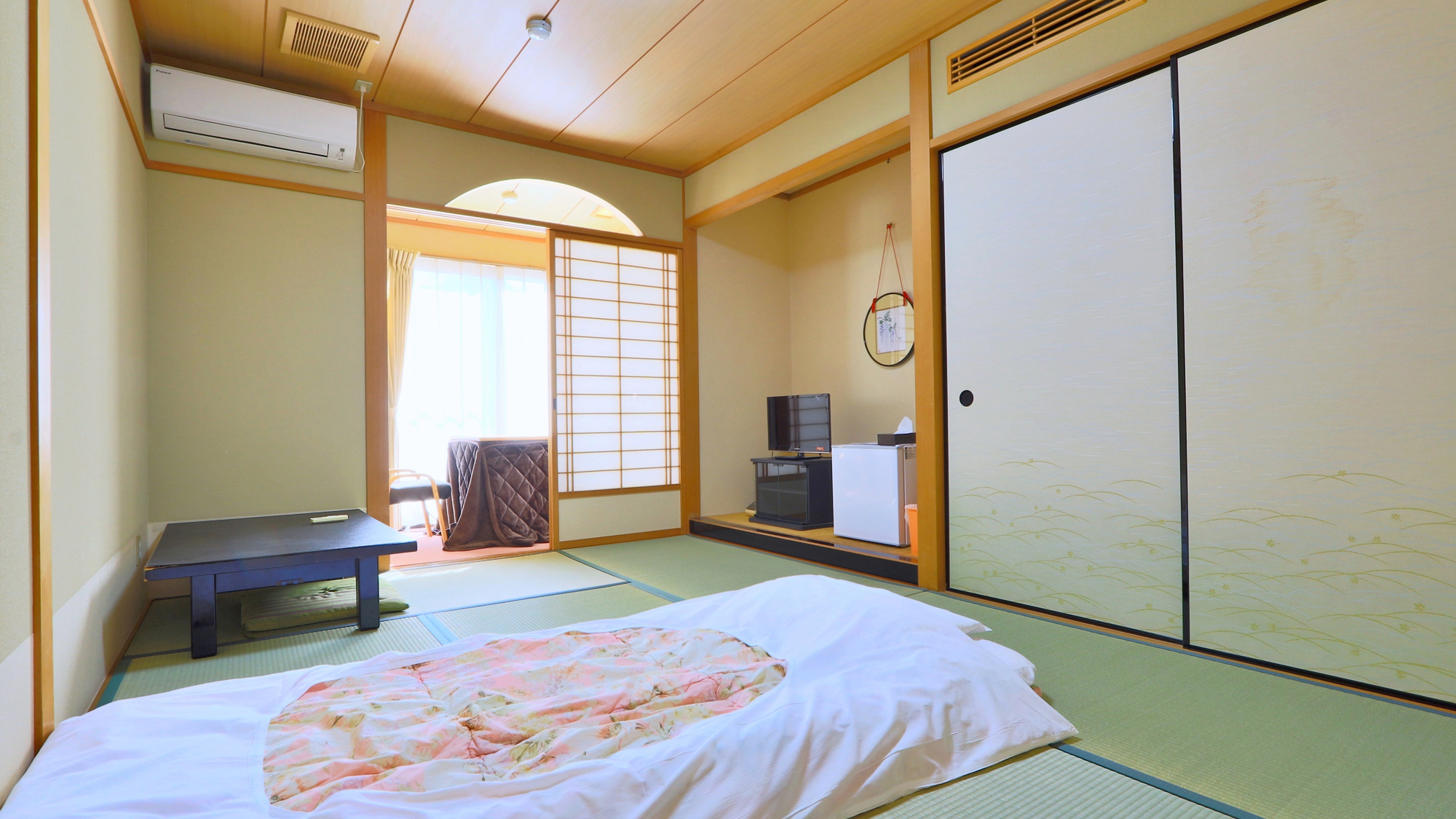 【6畳和室（トイレ付）】