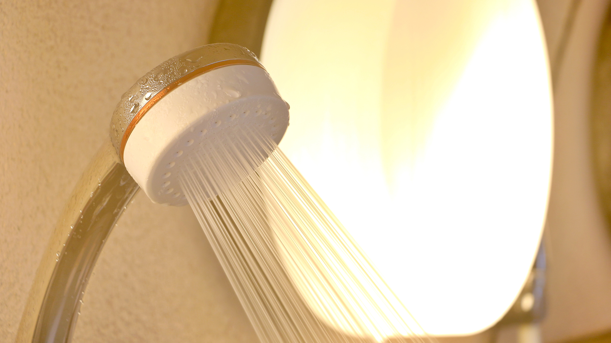 【大浴場（女湯）】女湯にはウルトラファインバブルが出るシャワーヘッド付き