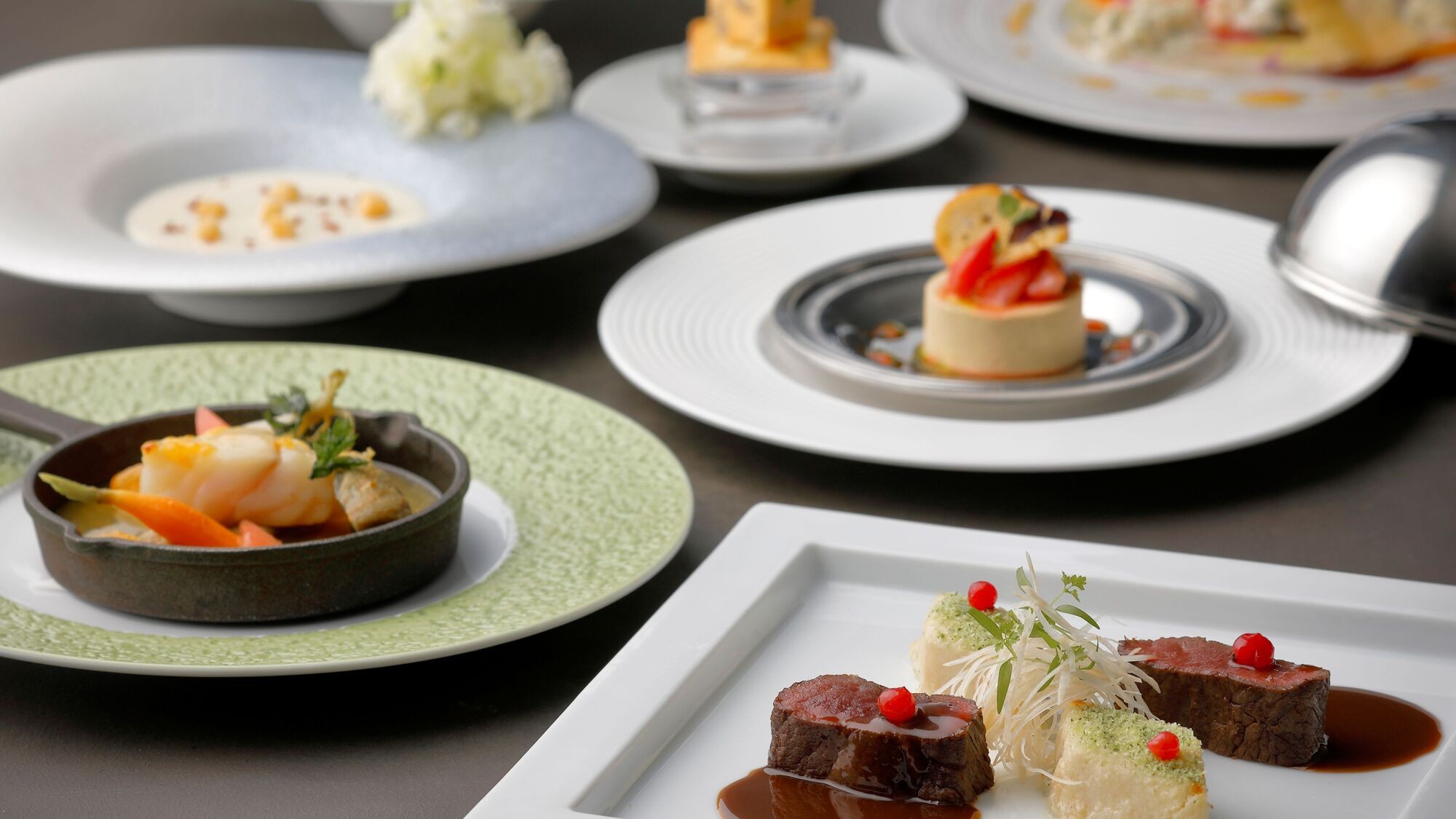 2025 冬 洋食premiumイメージ