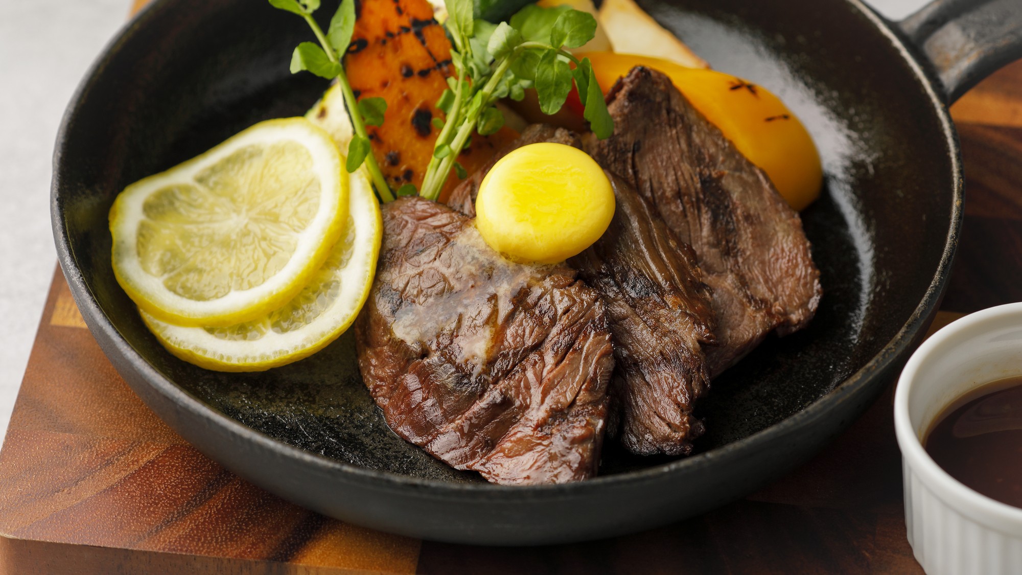 OHMI Cuisine Buffet Dinner選べるメインディッシュ付 平日限定 (2食付)　