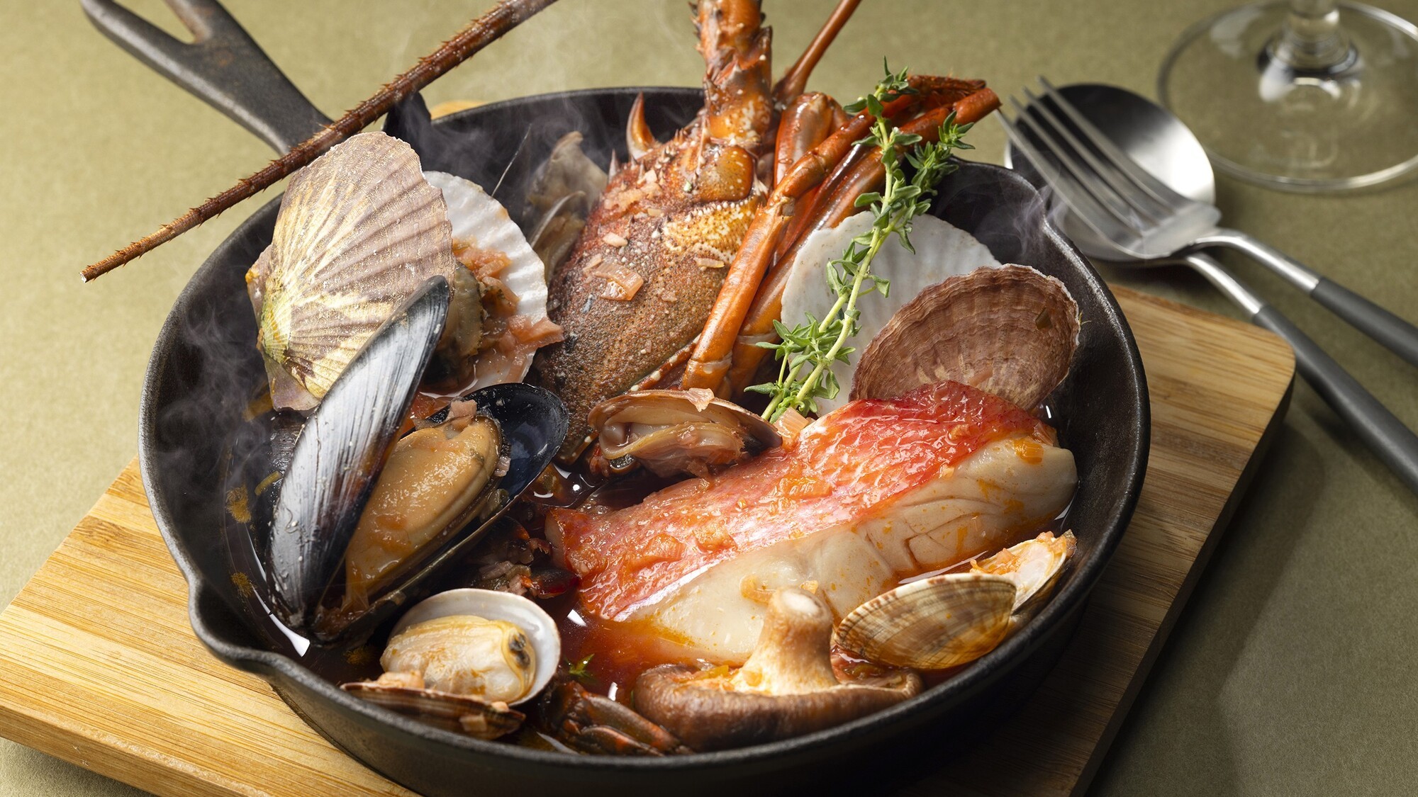 グリル：金目鯛とロブスター鍋+2,500