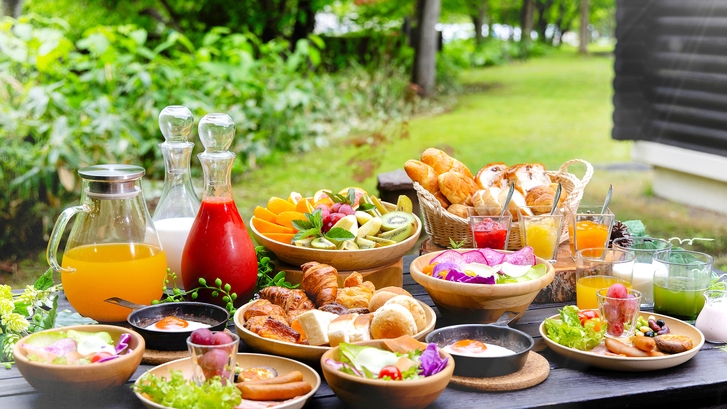 【朝食付】地元食材や特産品を使用した約50種類のバイキング♪星空露天＆本格フィンランド式サウナも満喫