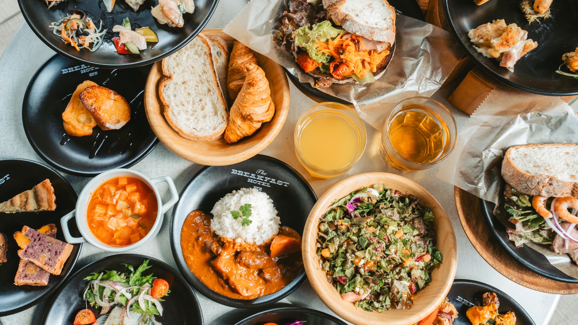 宿泊者限定の特別な時間をお届け