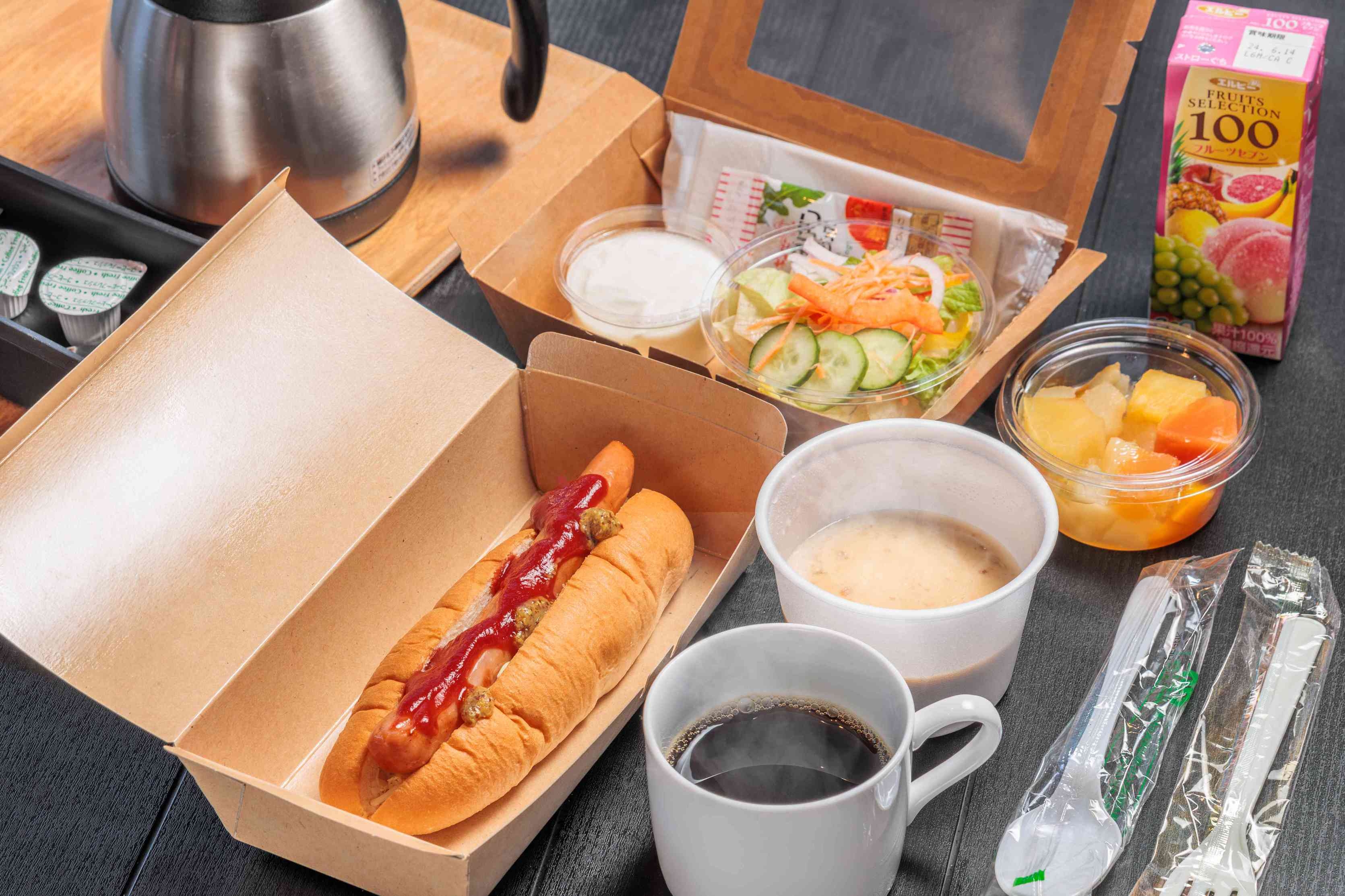 【1日1組限定｜4名利用】海と山の大パノラマを満喫！熊野牛と黒アワビ味わうグランピング＜1泊2食＞