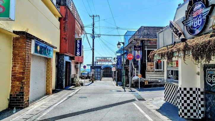 【楽天スーパーSALE】金武町屋嘉のコンドミニアムでバカンス＜暮らす旅＞素泊まり