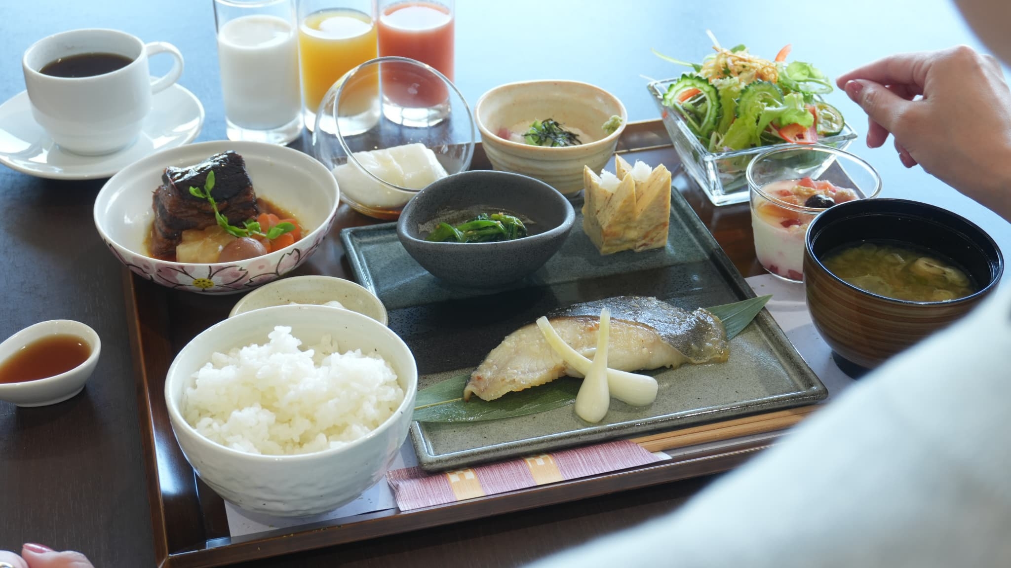 【朝食付】石垣島観光を元気に楽しむ朝食セットメニュー付きプラン