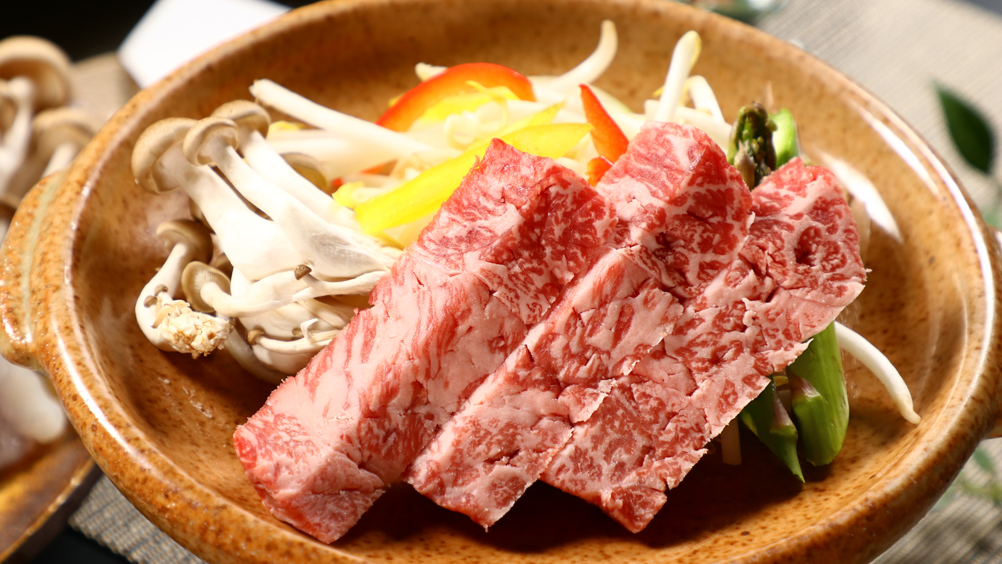 【ふぐ料理コースの一品】知多牛陶板焼き