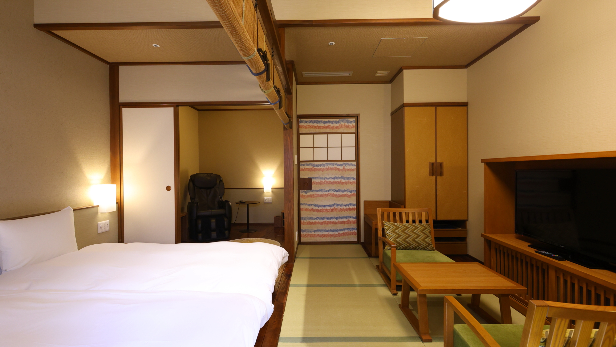 ★New部屋タイプ【檜内風呂/マッサージチェア付】和洋室36㎡