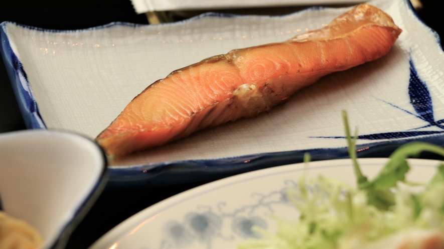 焼き魚-健康的な身体にやさしい和朝食になります