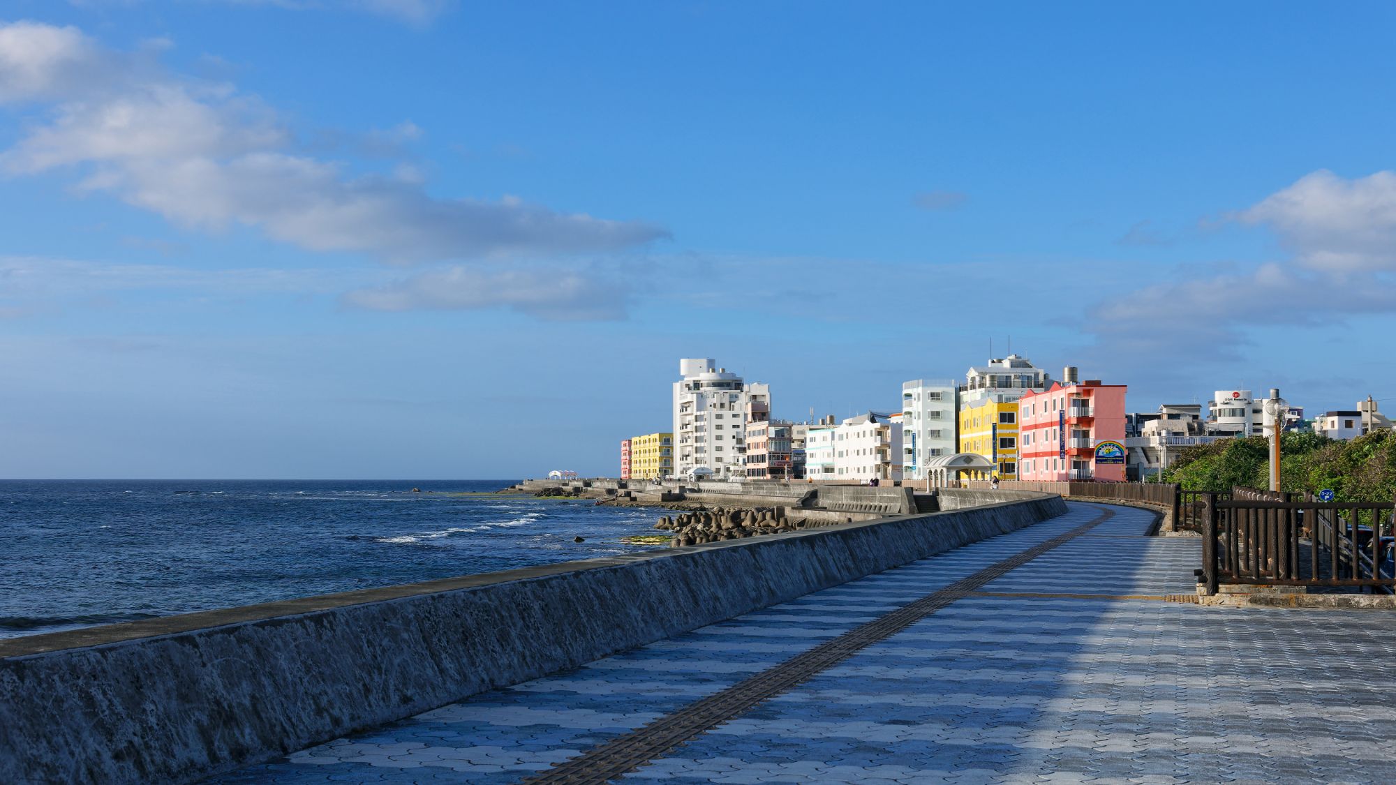 【砂辺海岸(宮城海岸）】当館から車で約11分