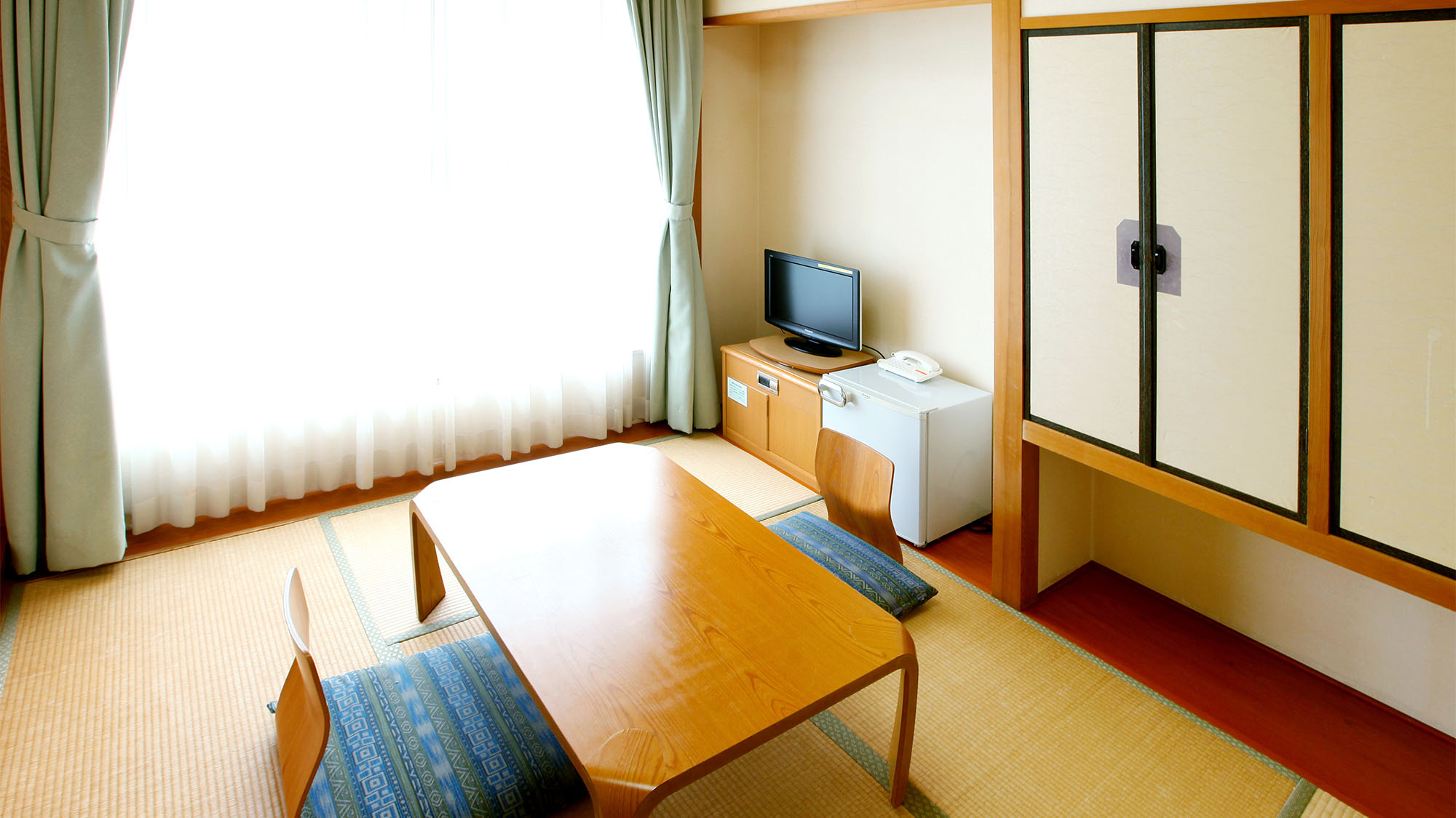 ■和室6畳（風呂なし）【禁煙】