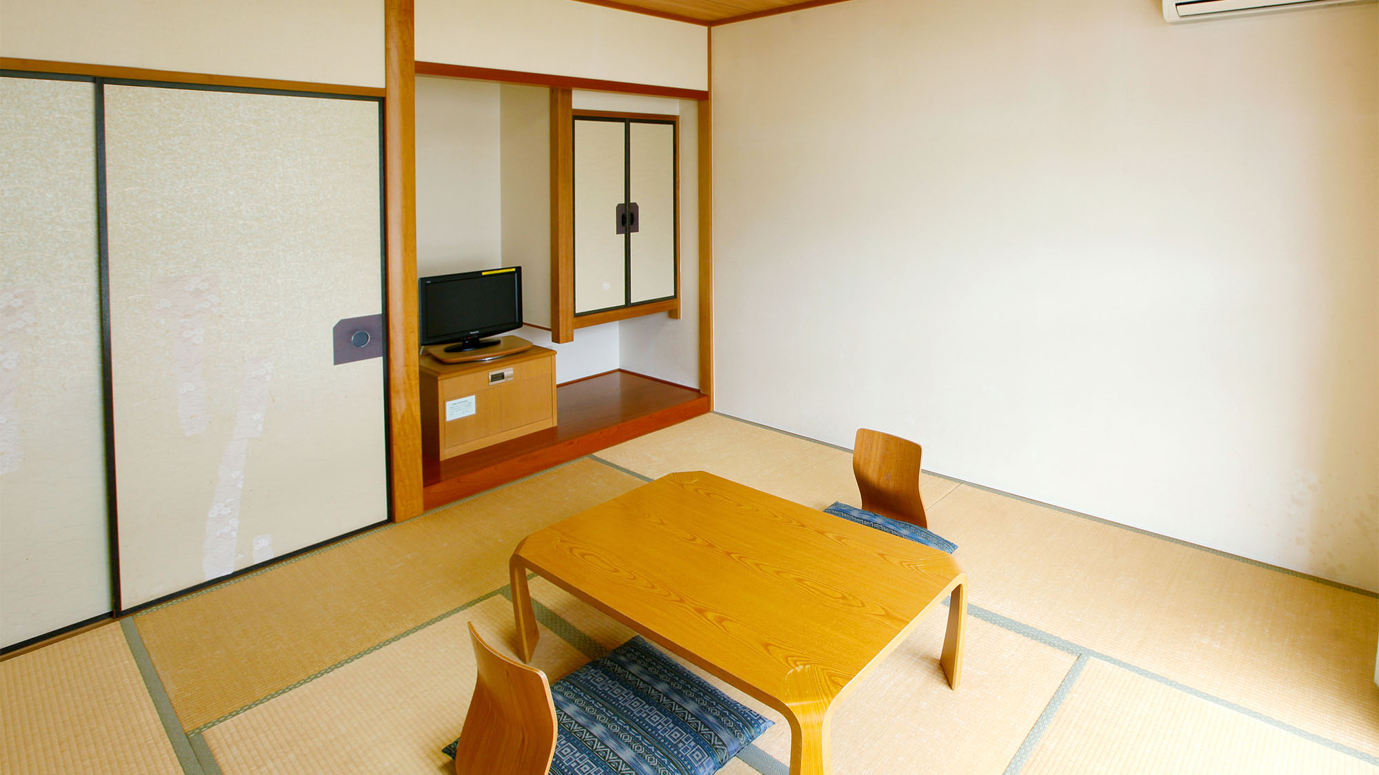 ■和室8畳（風呂なし）【禁煙】