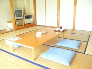 TATESHINA SAUNA RETREAT｜バレルサウナ使い放題×貸切コテージ（ペットOK）