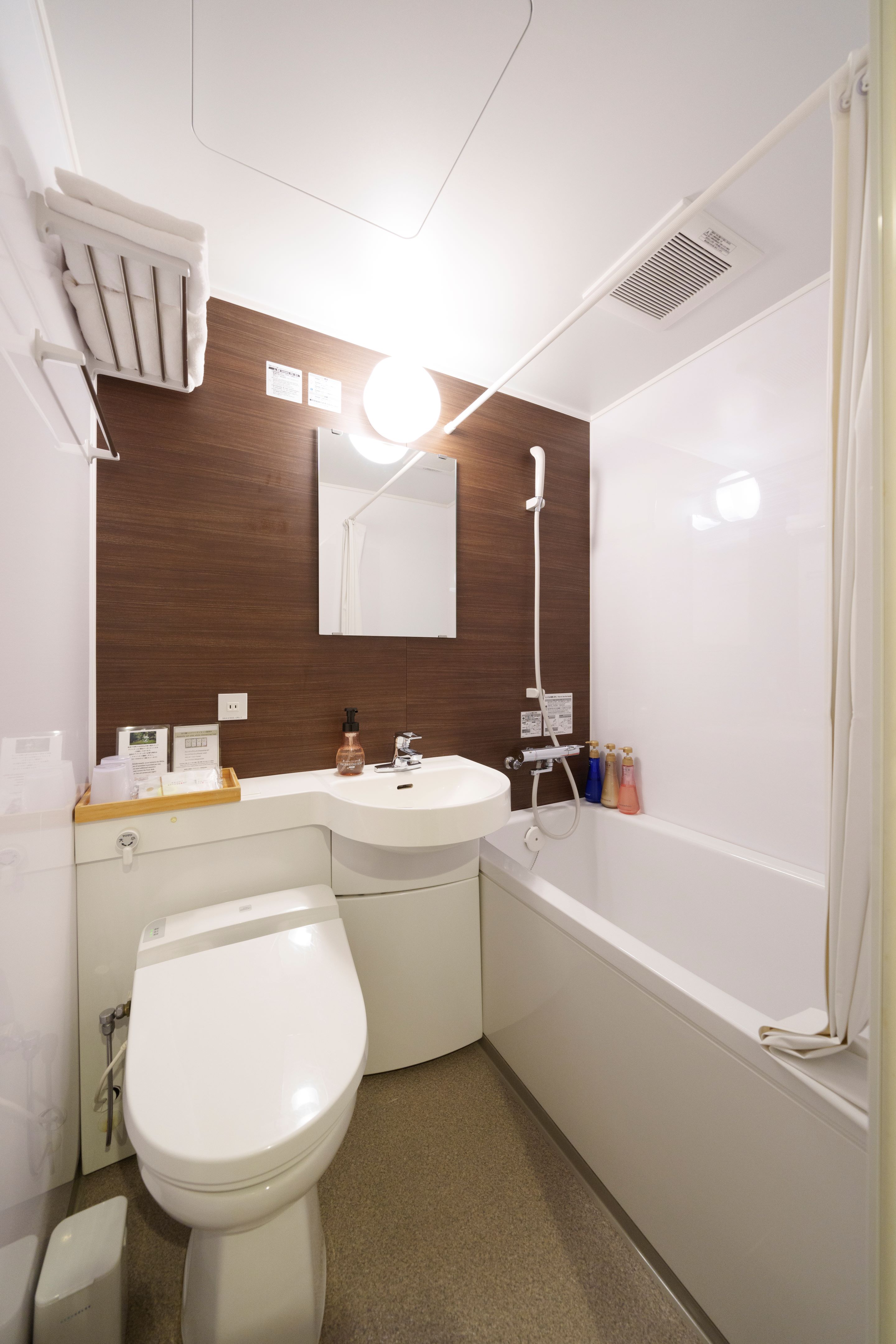 スーペリアルーム　バスルーム