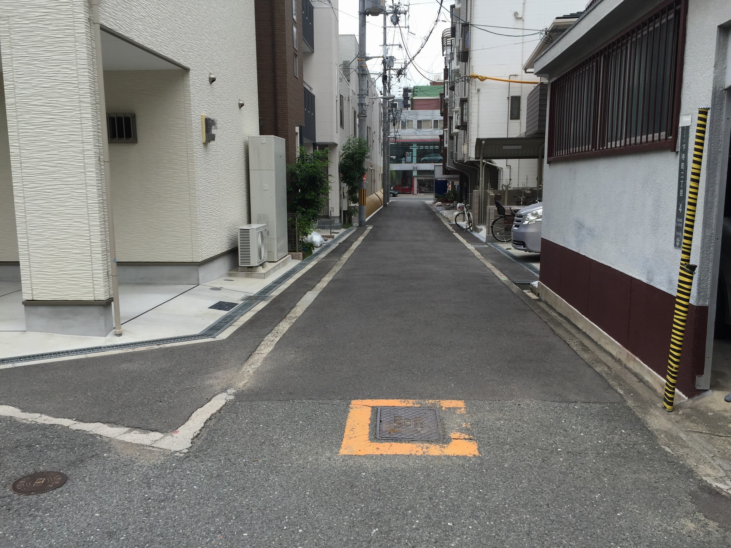 【アクセス】 8.次の曲がり角を右手へ進みます。正面に松屋町筋が見えてきます。