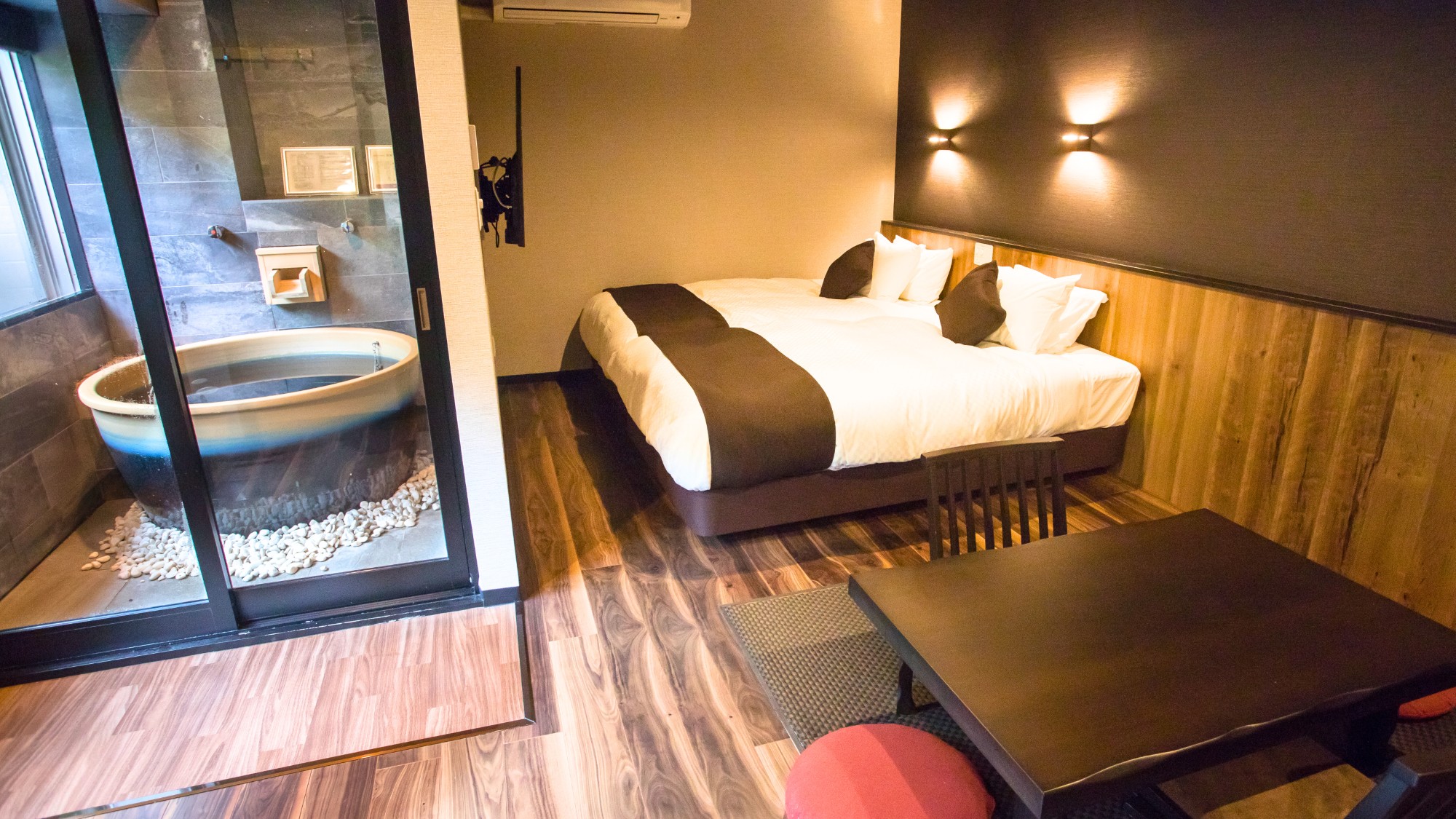 【洋モダンスイート和洋室】40平米　禁煙